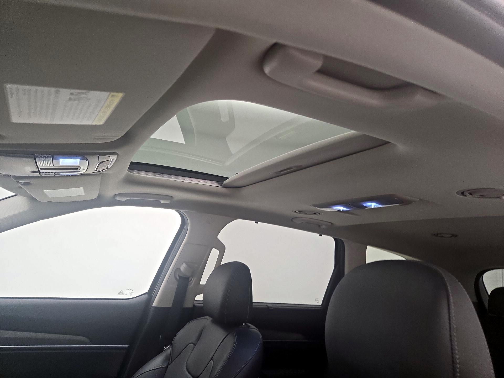 Thumbnail: 2021 Kia Telluride - 20