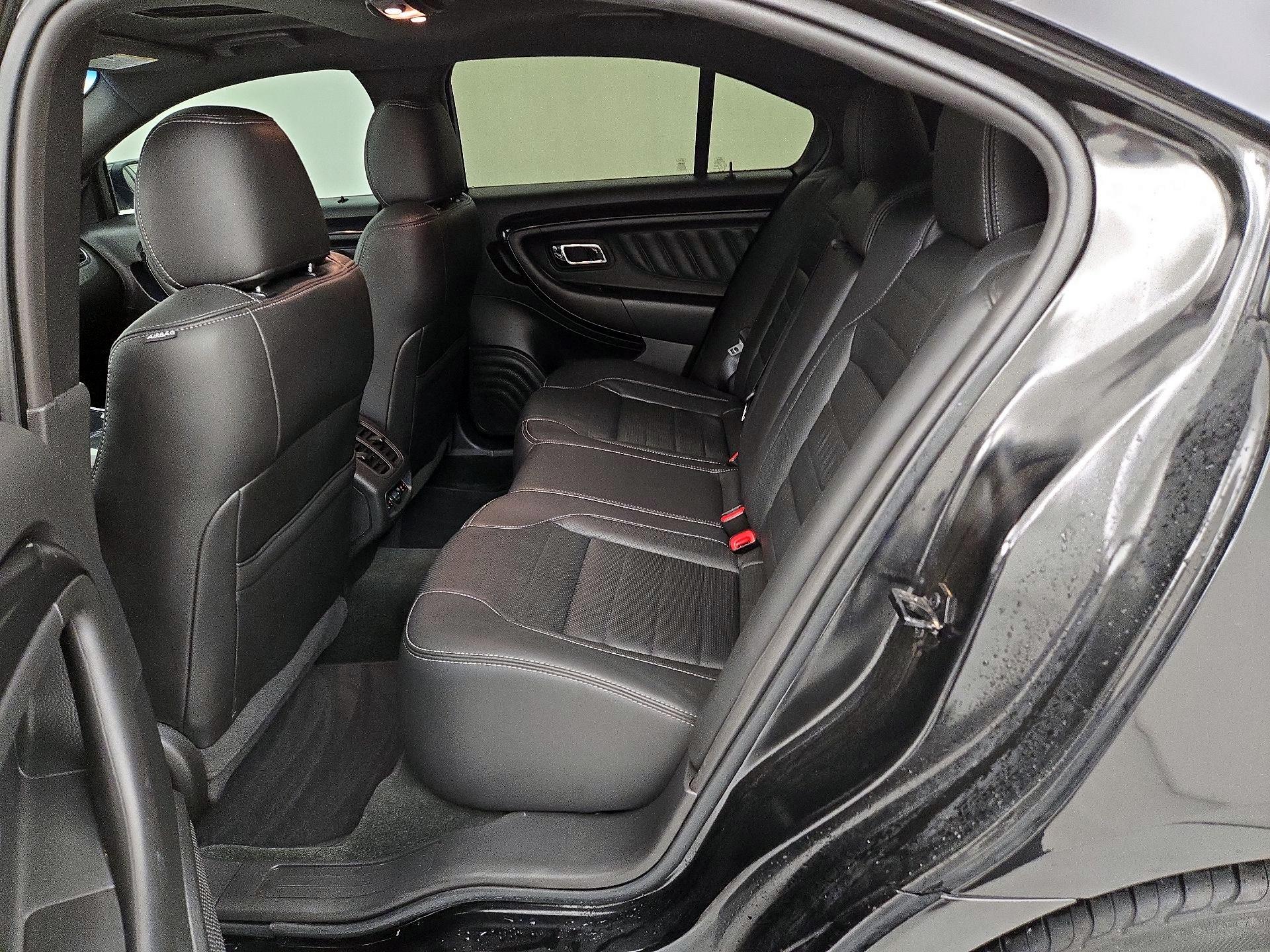 Thumbnail: 2015 Ford Taurus - 20