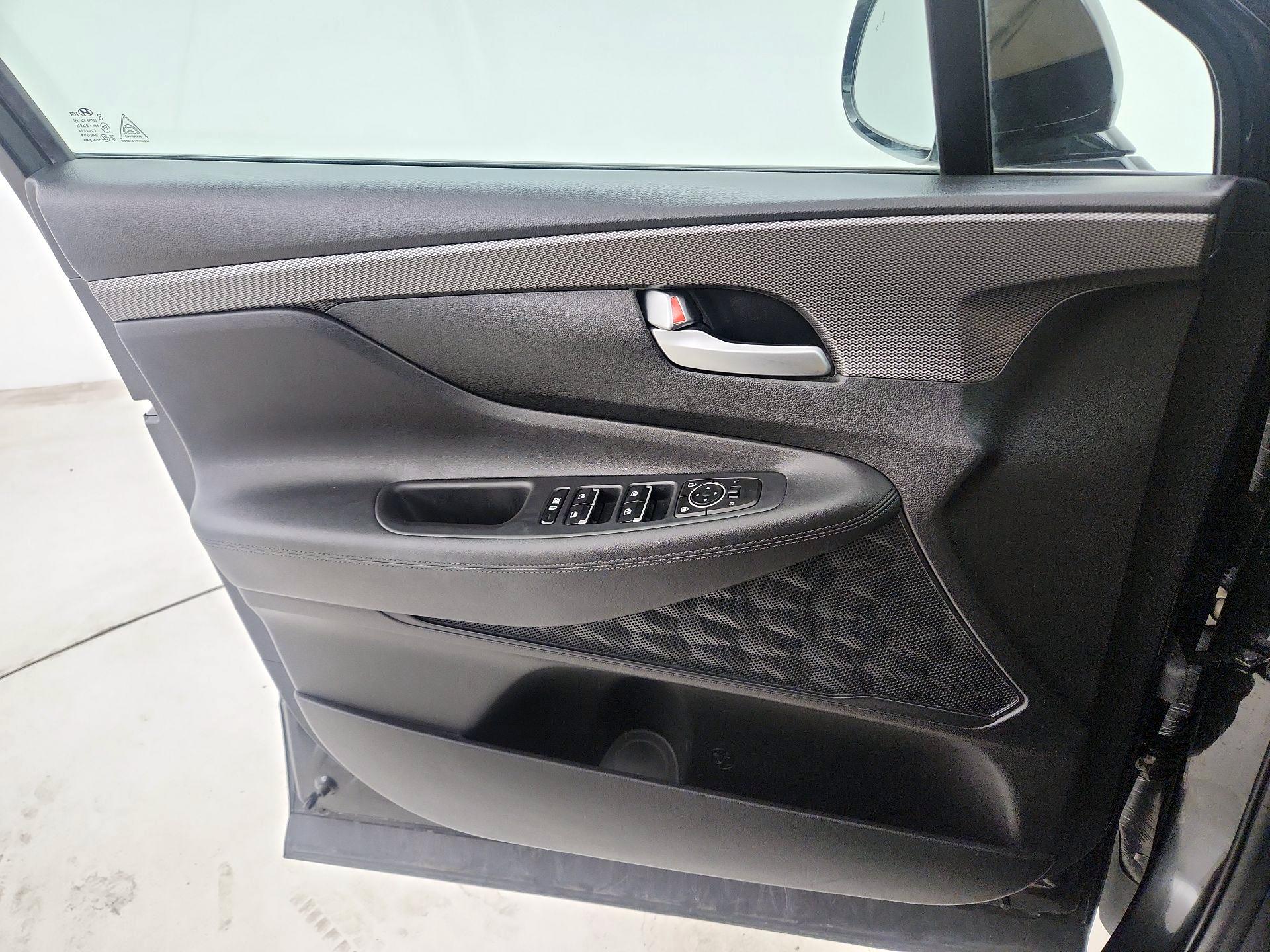 Thumbnail: 2019 Hyundai Santa Fe - 12