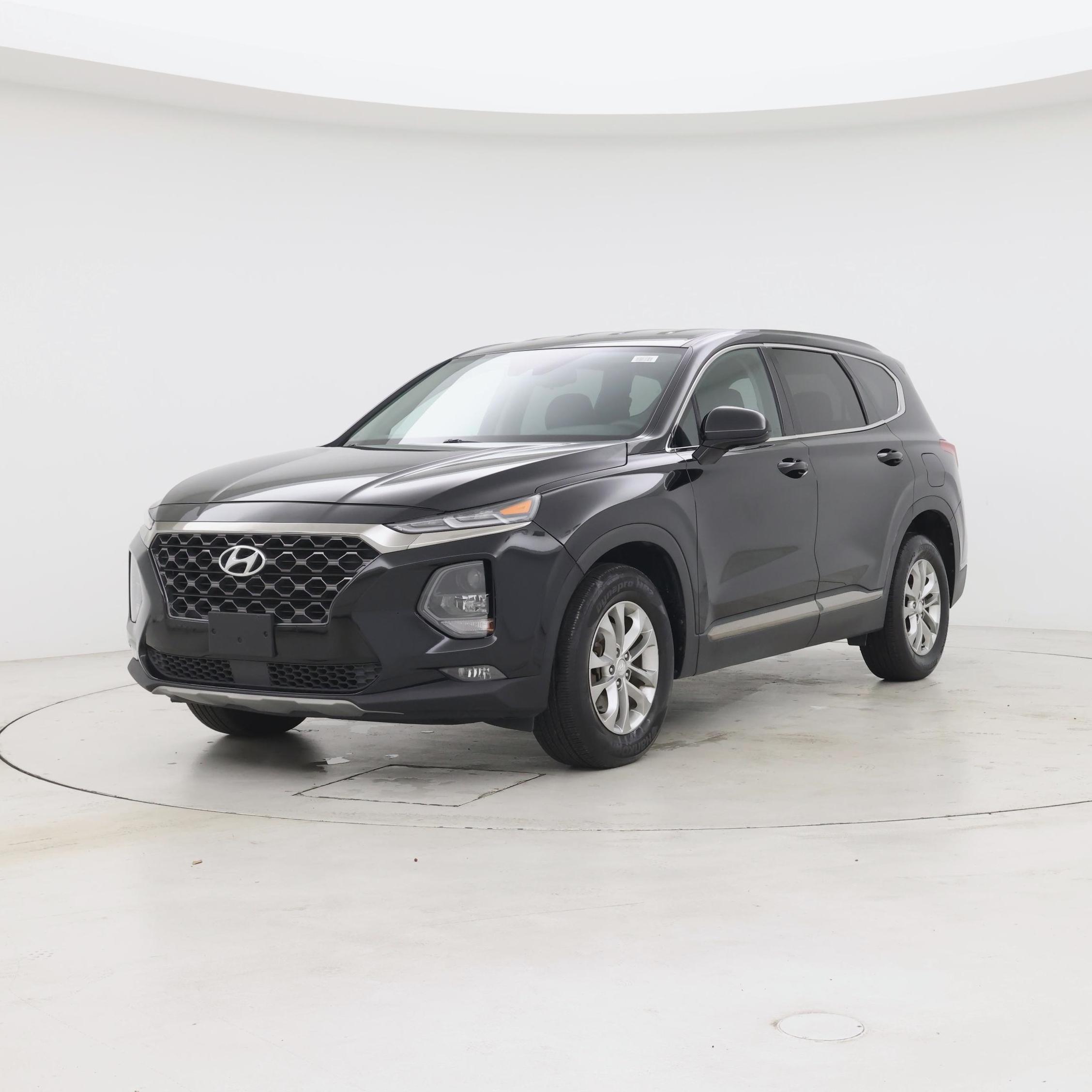 Thumbnail: 2019 Hyundai Santa Fe - 4