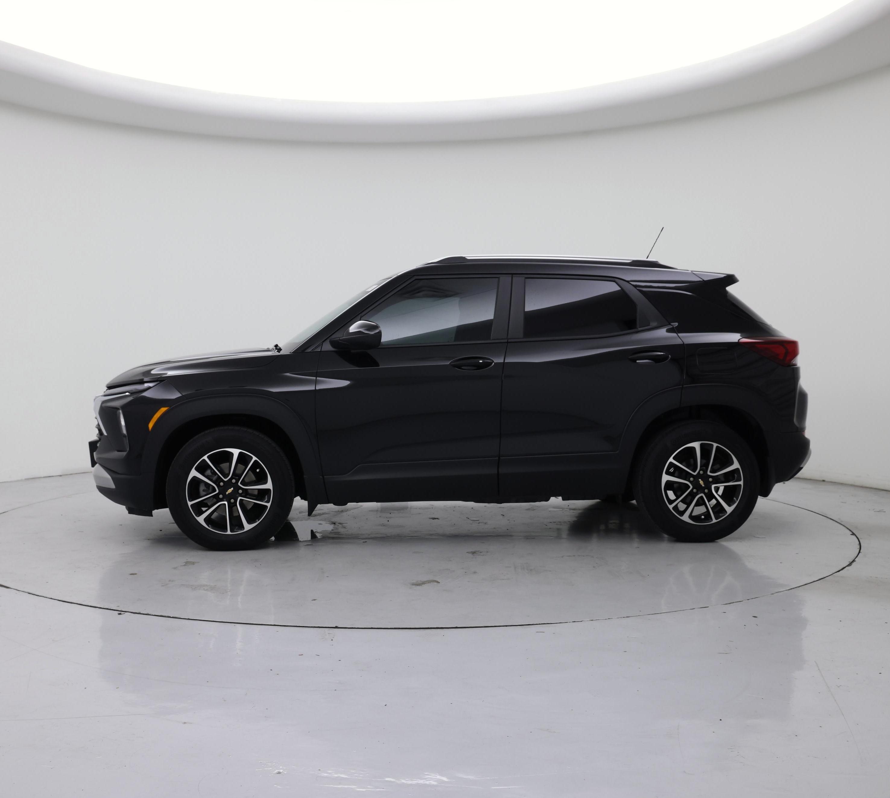 Thumbnail: 2026 Chevrolet TrailBlazer - 3