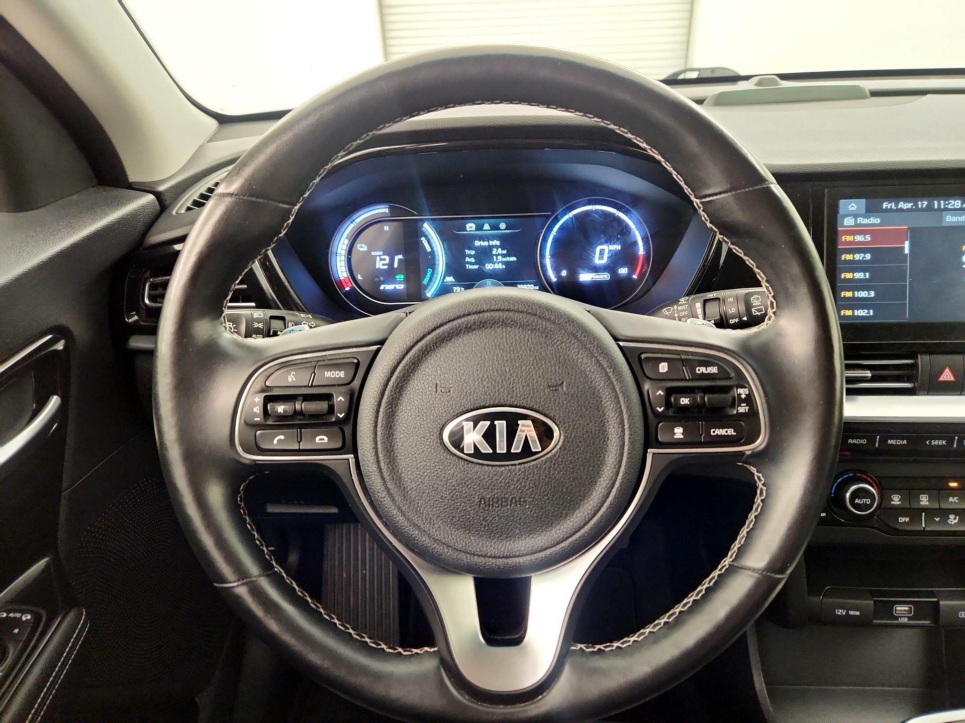 Thumbnail: 2020 Kia Niro - 10