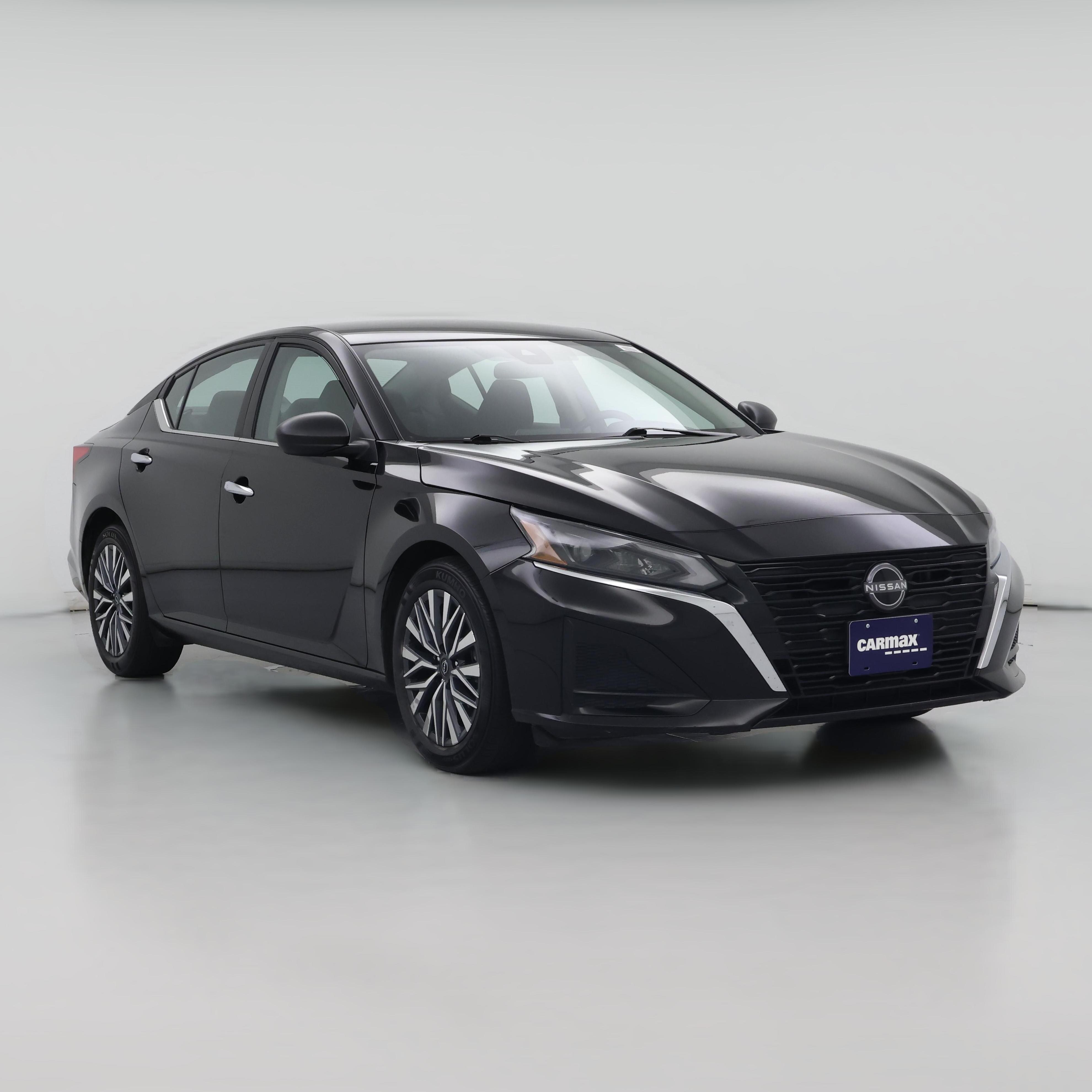 Thumbnail: 2025 Nissan Altima - 1