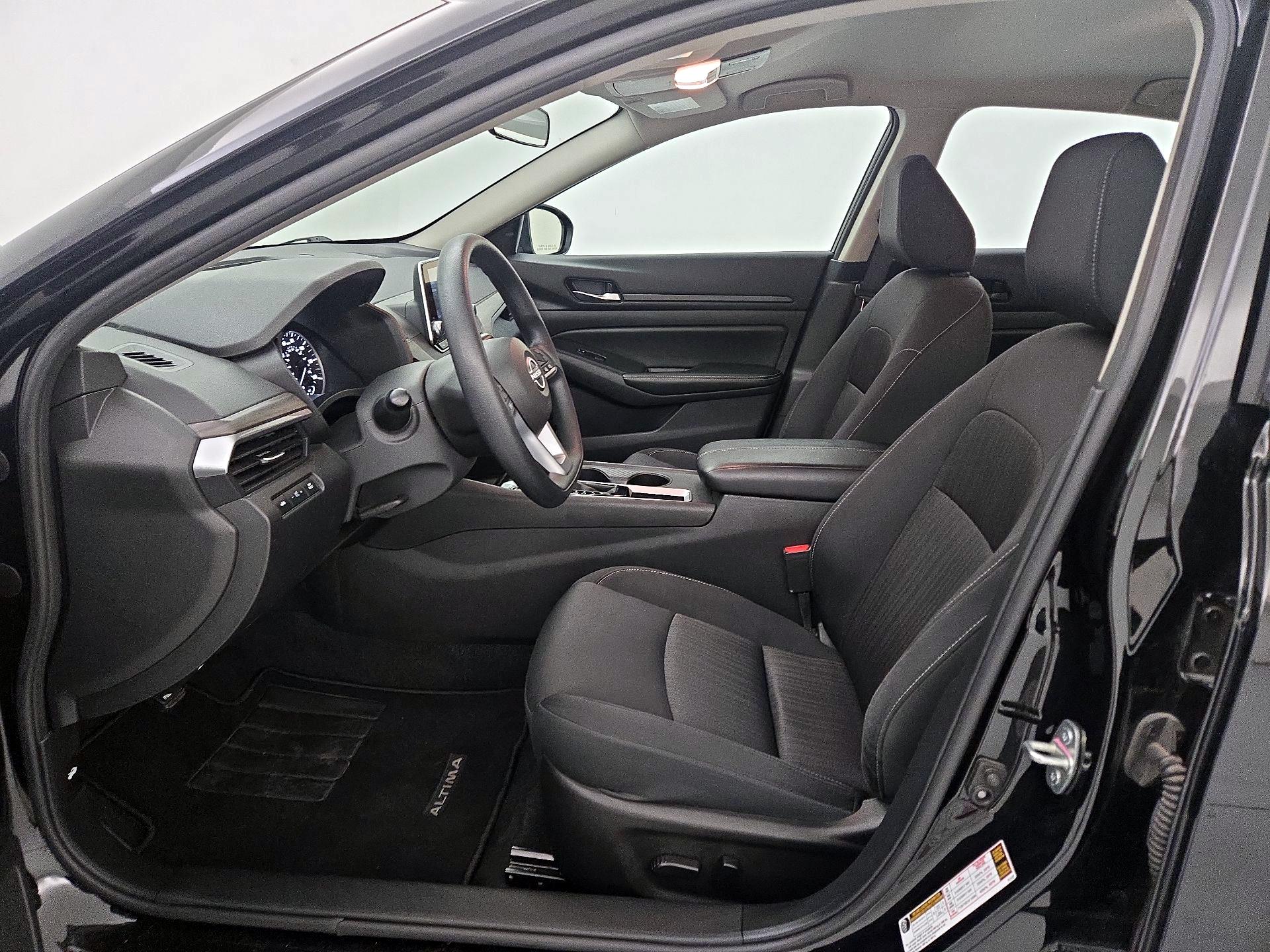 Thumbnail: 2025 Nissan Altima - 11
