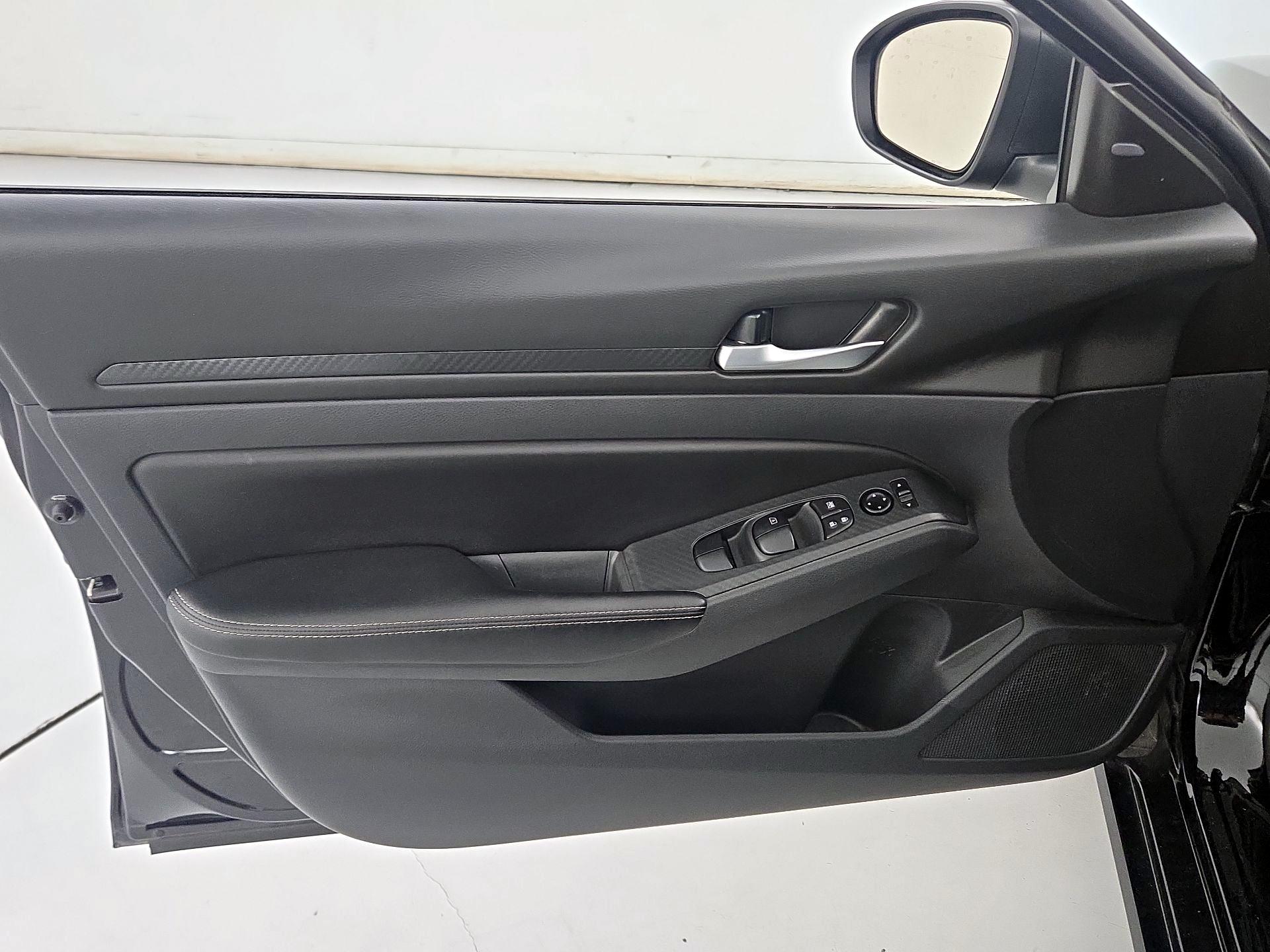 Thumbnail: 2025 Nissan Altima - 12