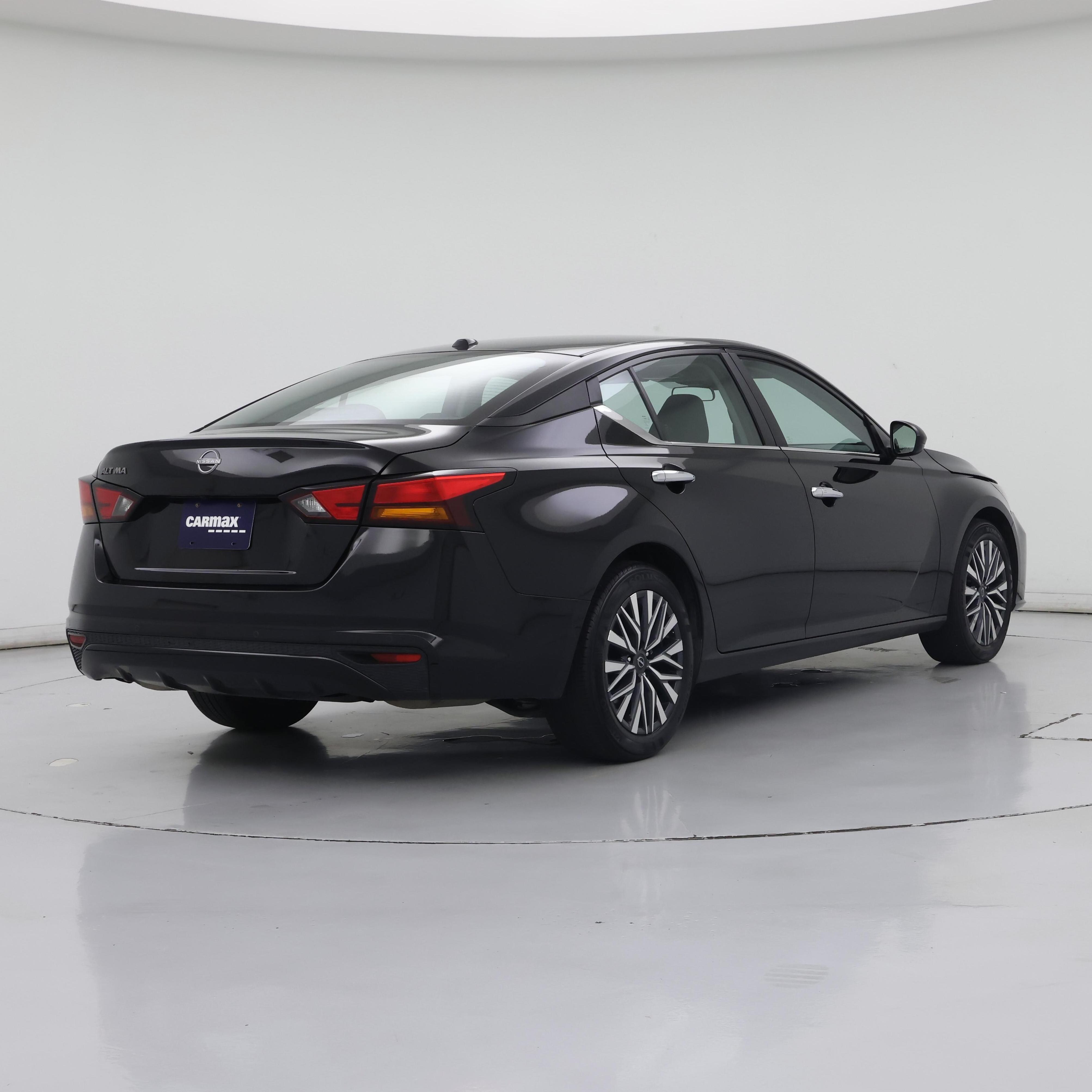 Thumbnail: 2025 Nissan Altima - 8