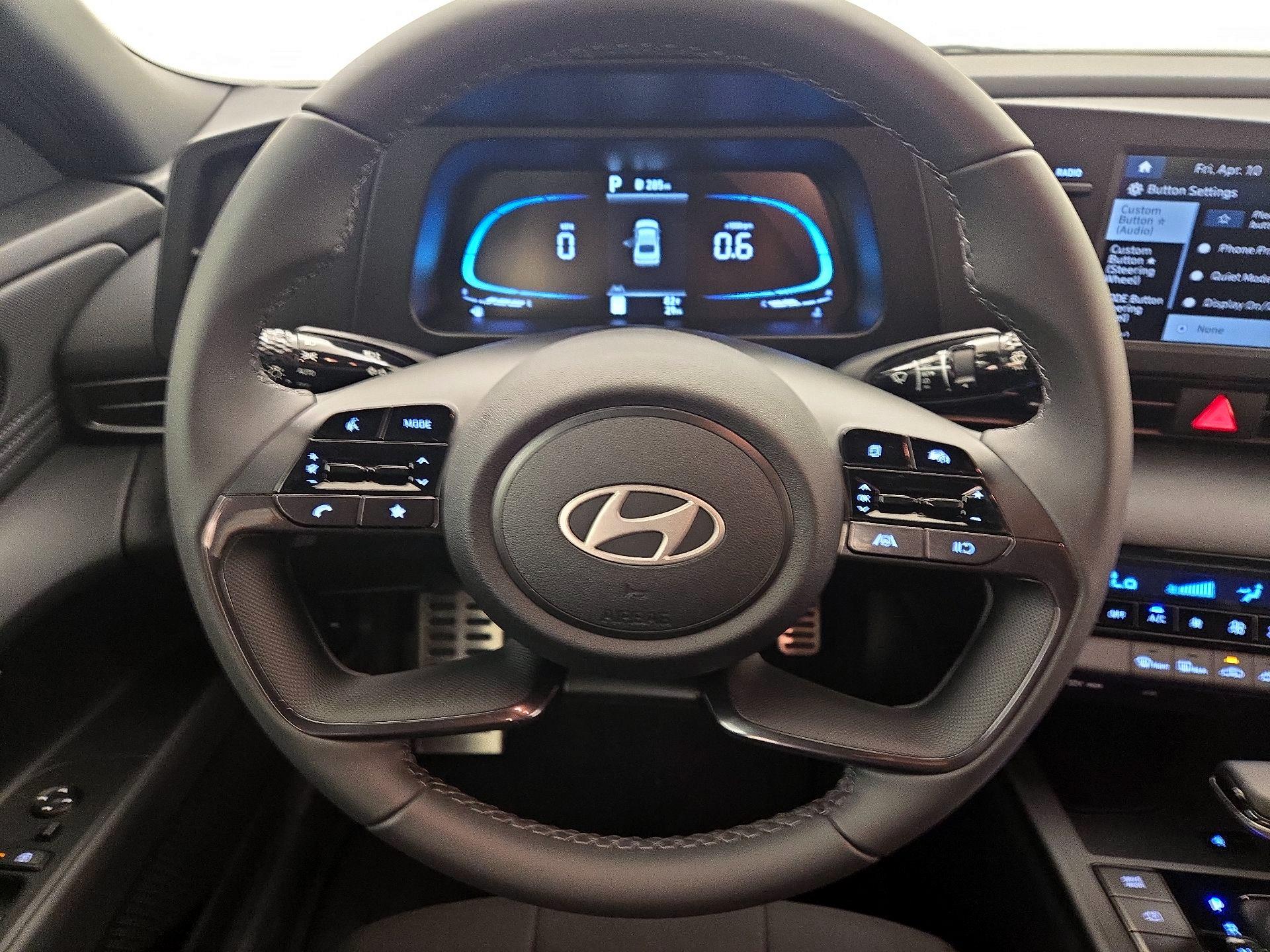Thumbnail: 2025 Hyundai Elantra - 10