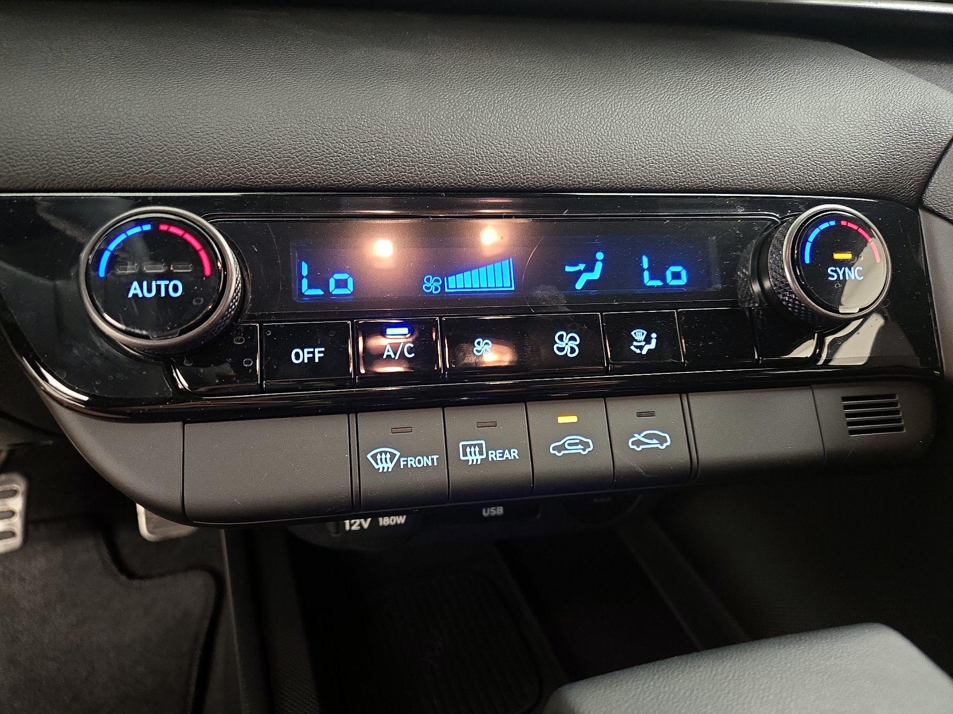 Thumbnail: 2025 Hyundai Elantra - 16