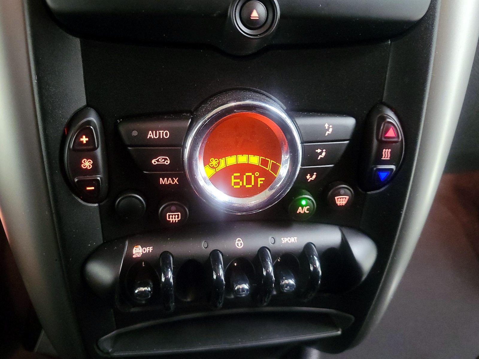 2016 MINI Countryman Countryman - Photo 16