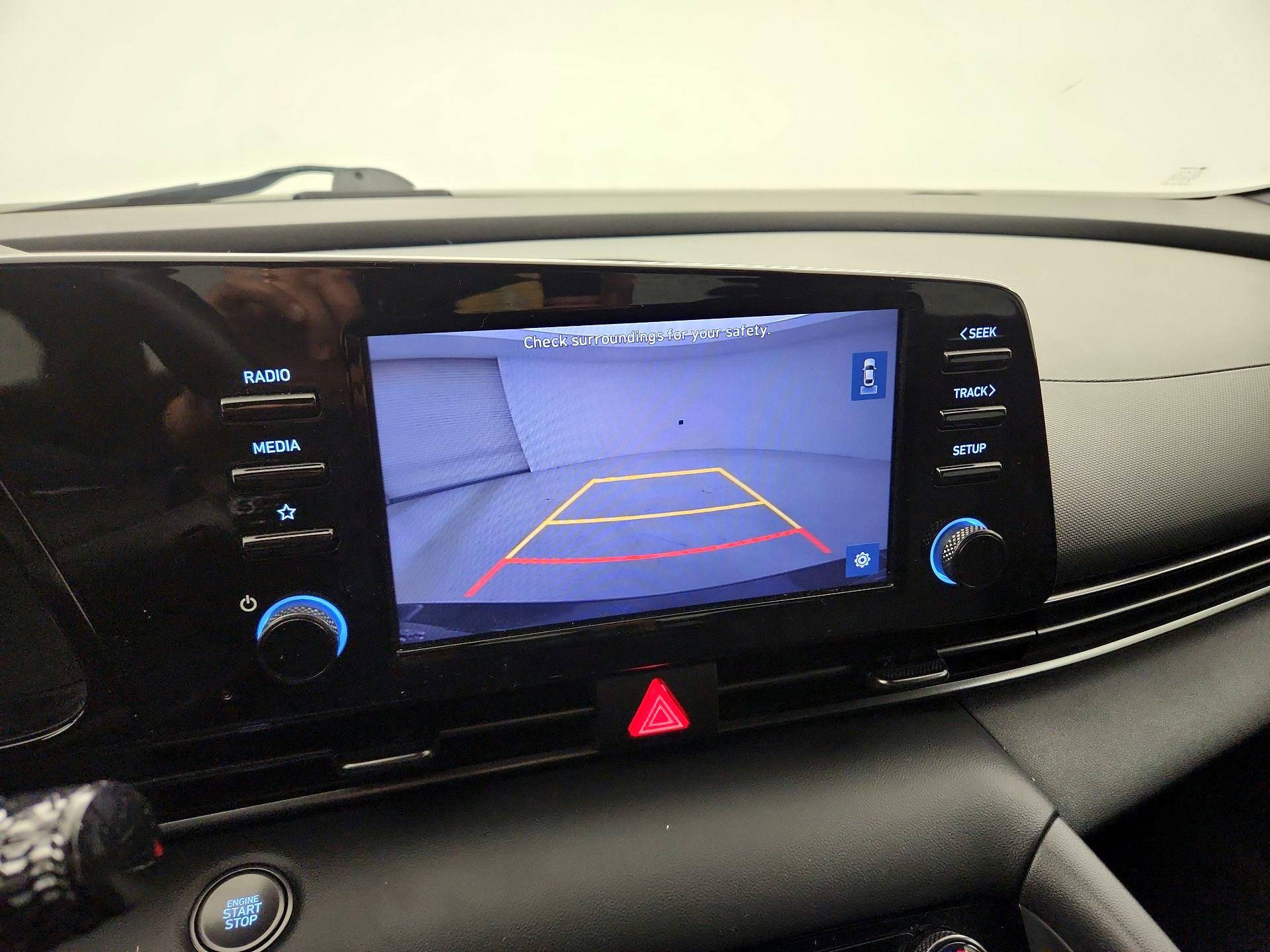 Thumbnail: 2022 Hyundai Elantra - 14