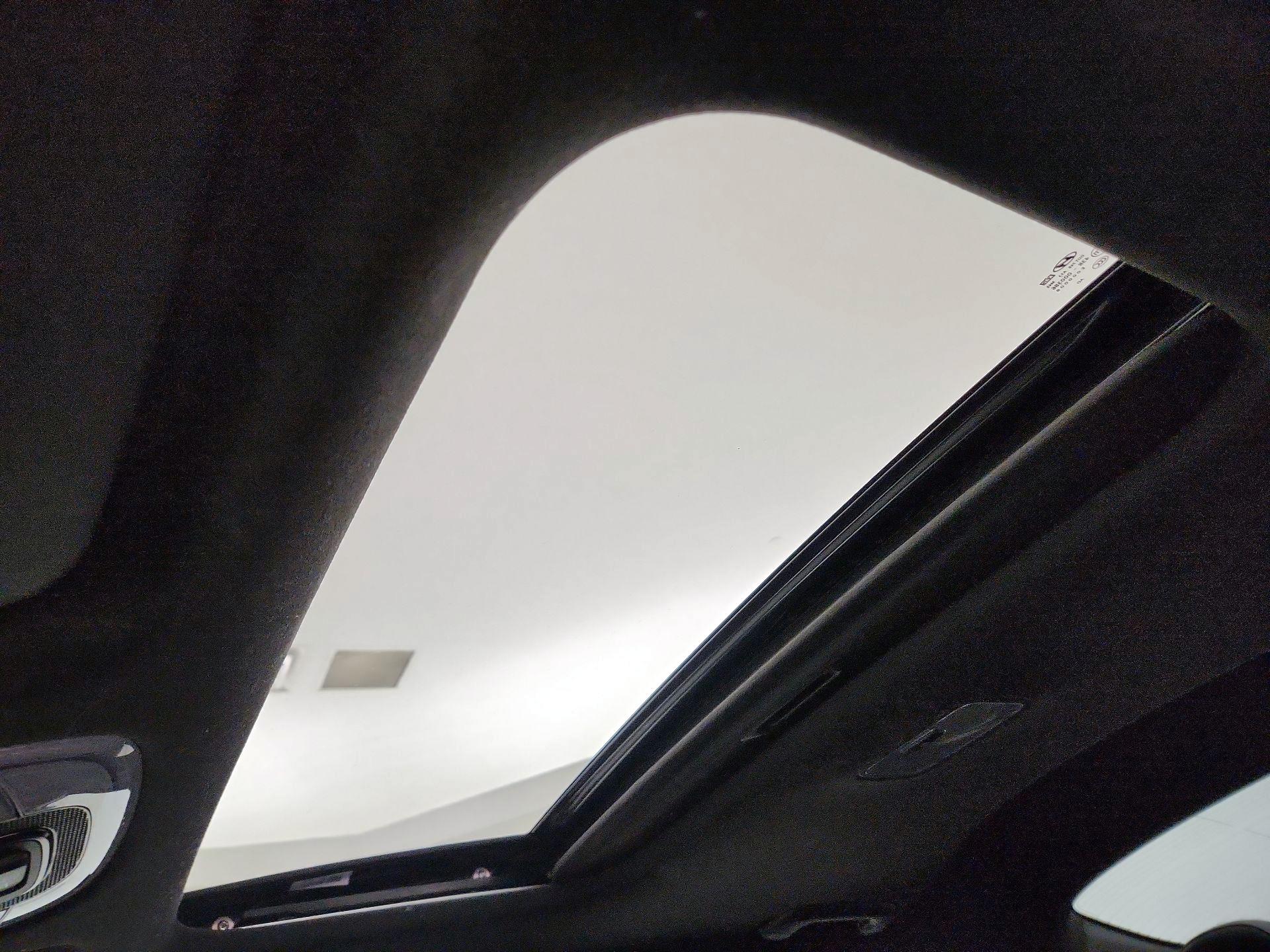 Thumbnail: 2022 Hyundai Elantra - 19
