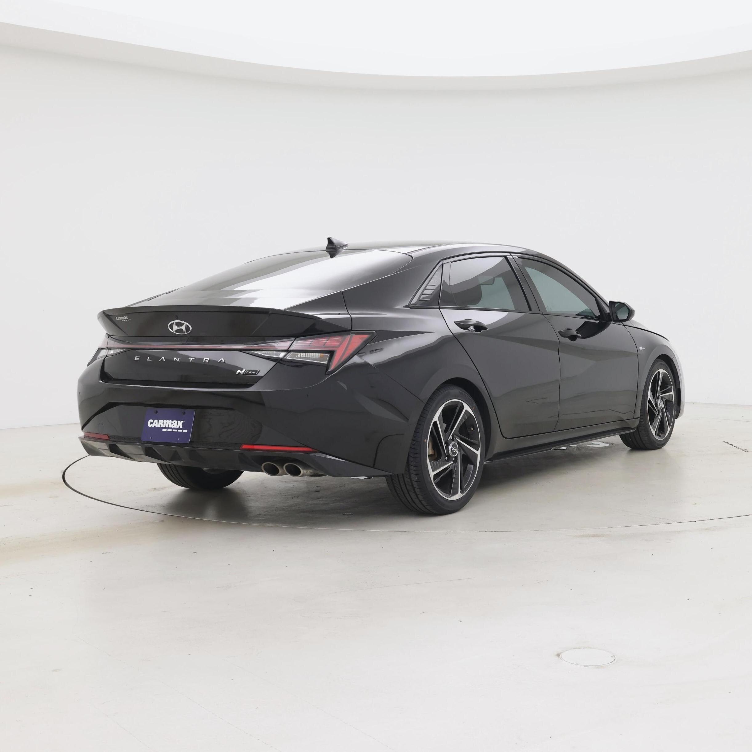 Thumbnail: 2022 Hyundai Elantra - 8
