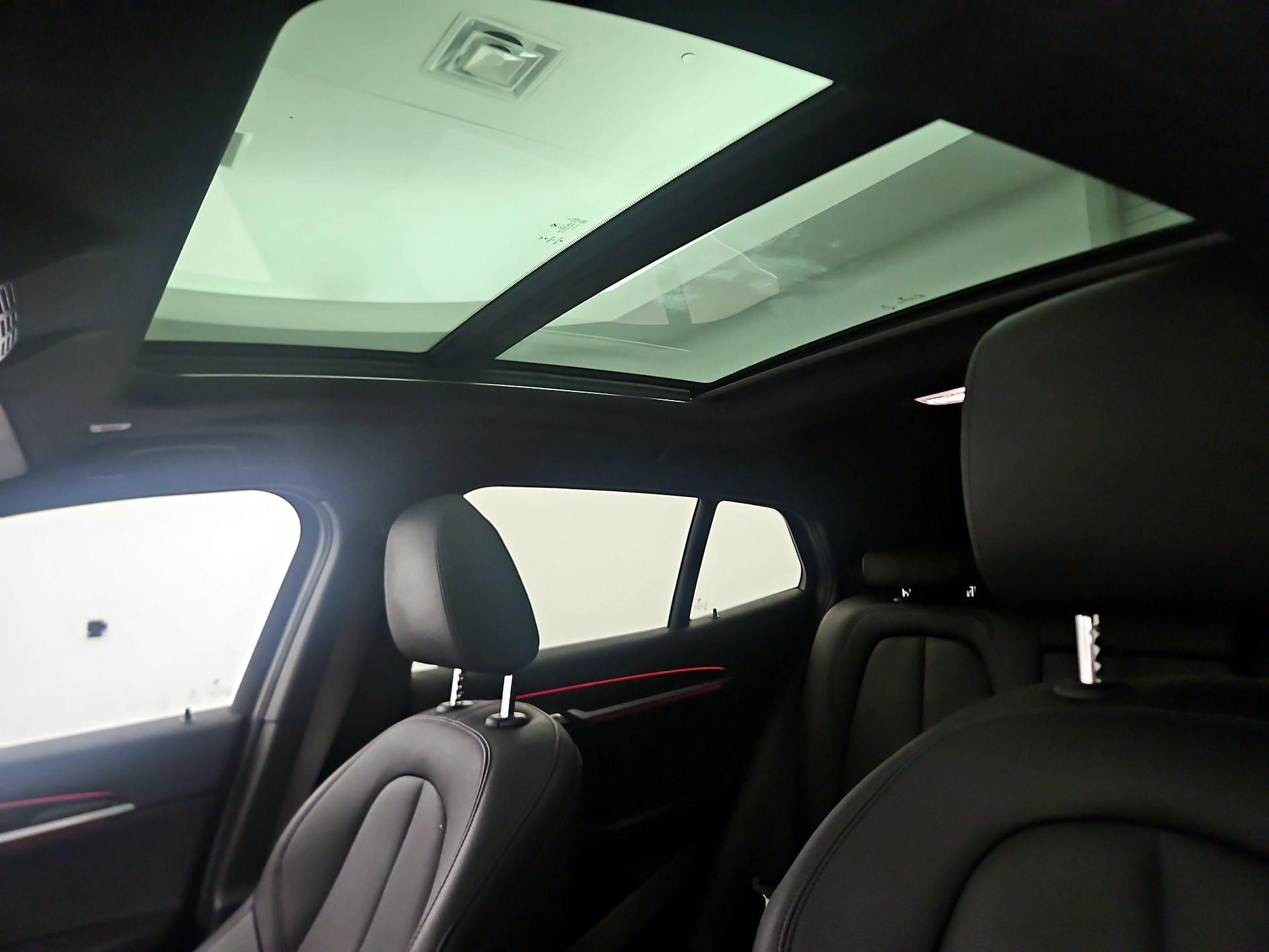 Thumbnail: 2020 BMW X2 - 18