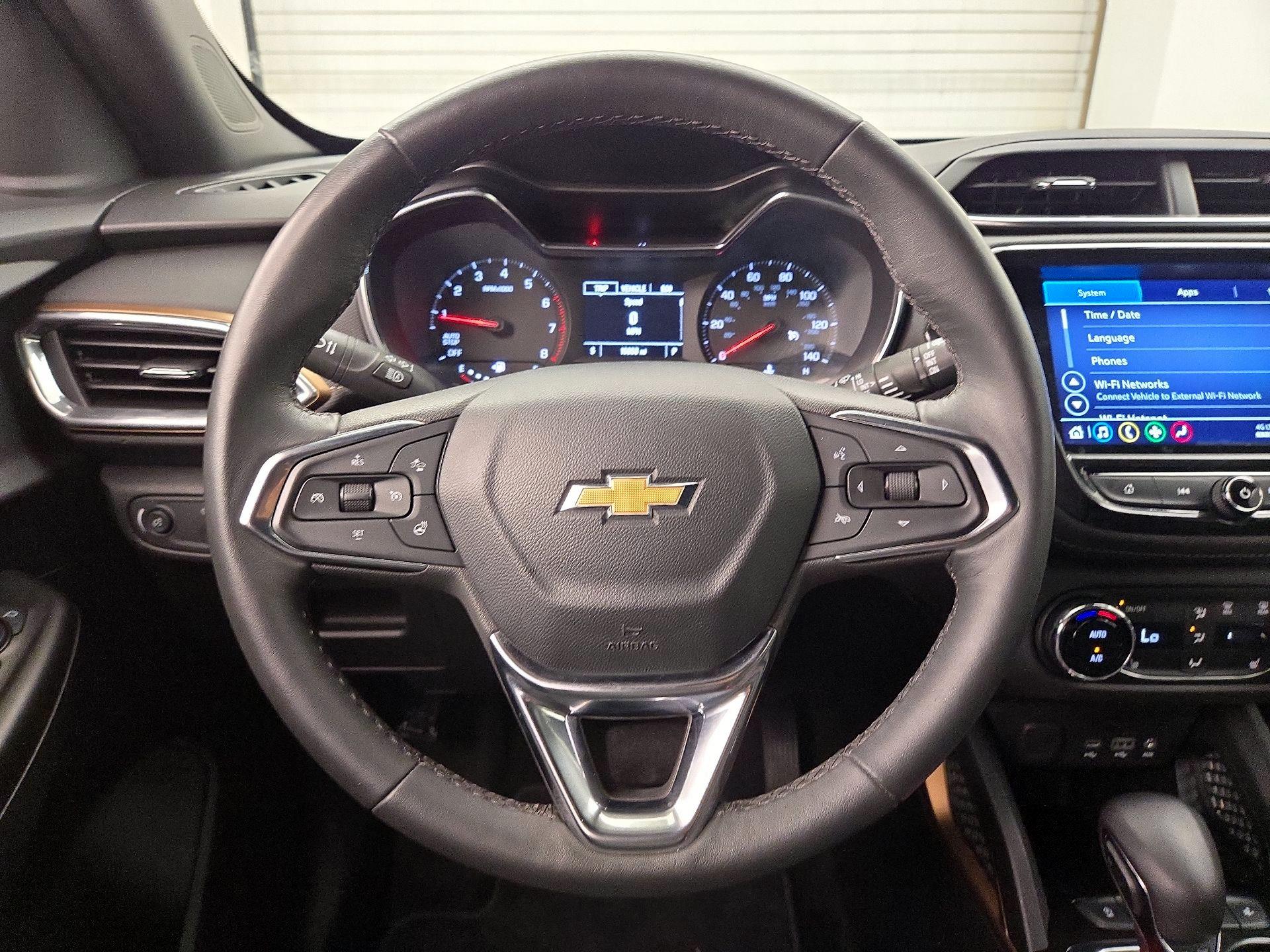 Thumbnail: 2023 Chevrolet TrailBlazer - 10