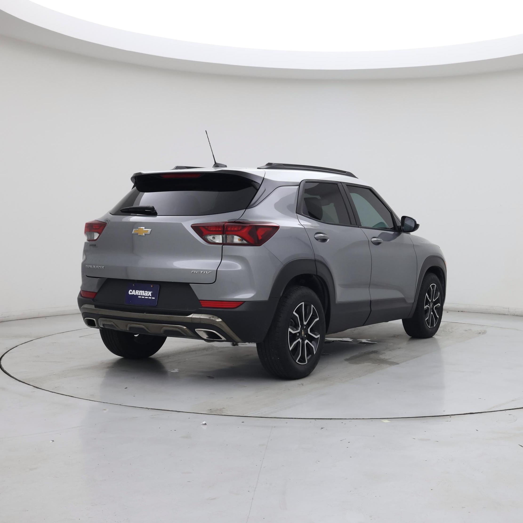 Thumbnail: 2023 Chevrolet TrailBlazer - 8
