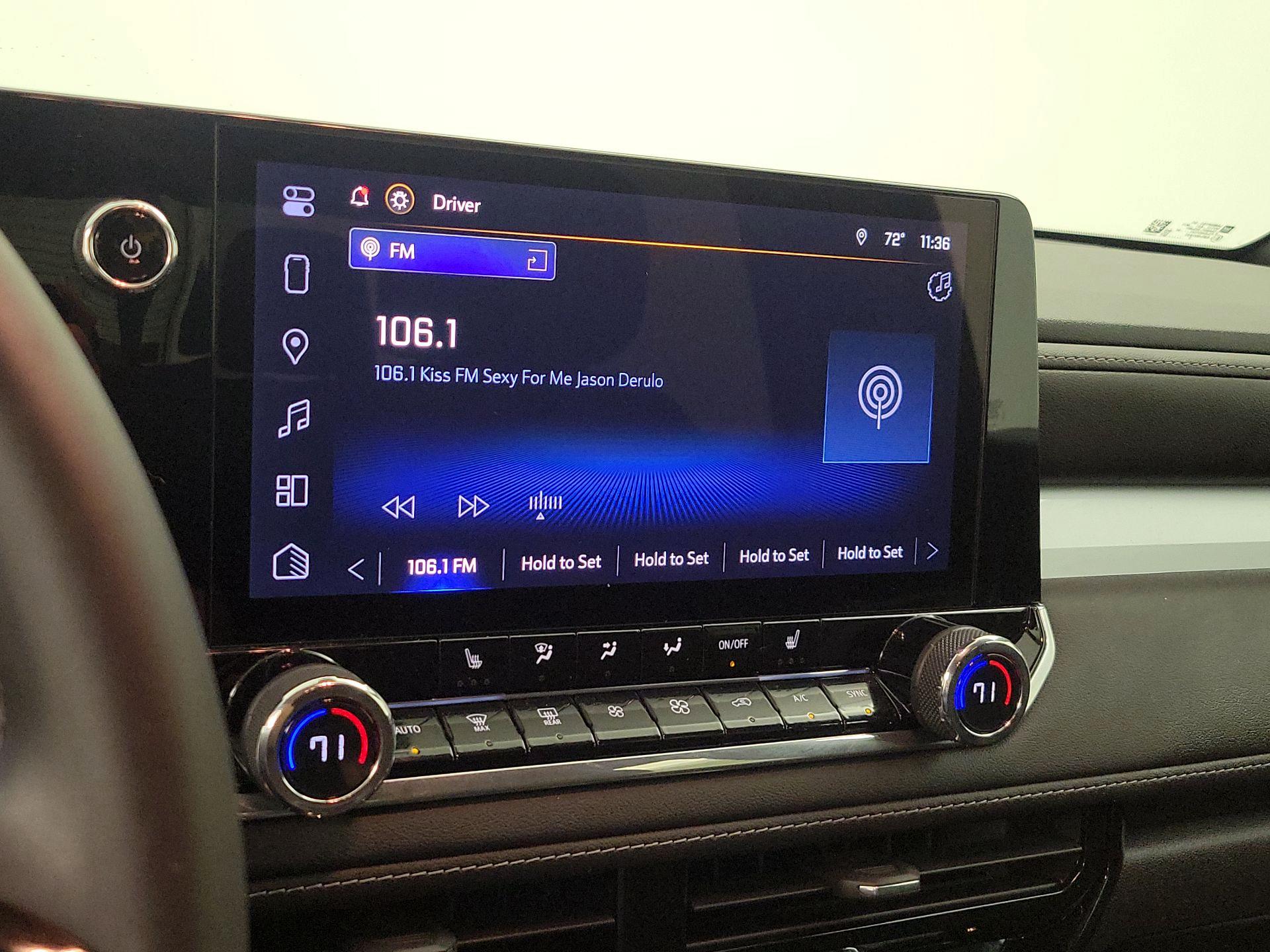 Thumbnail: 2024 Chevrolet Colorado - 15