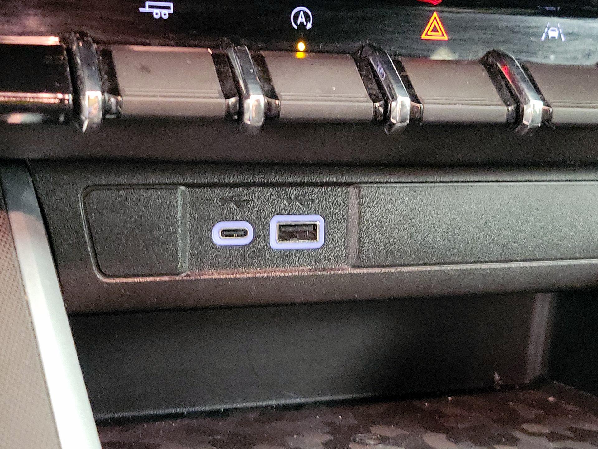 Thumbnail: 2024 Chevrolet Colorado - 18