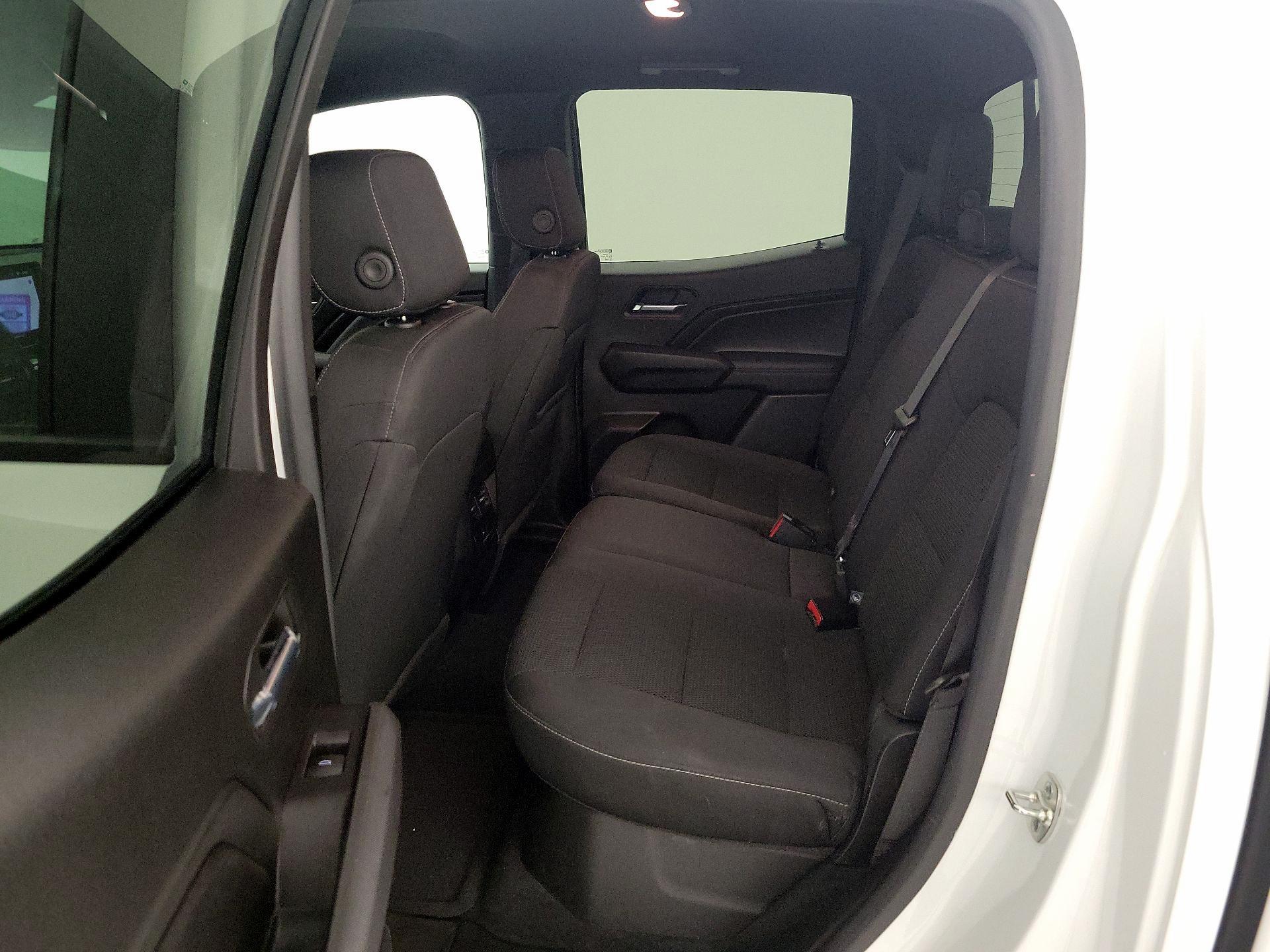 Thumbnail: 2024 Chevrolet Colorado - 19