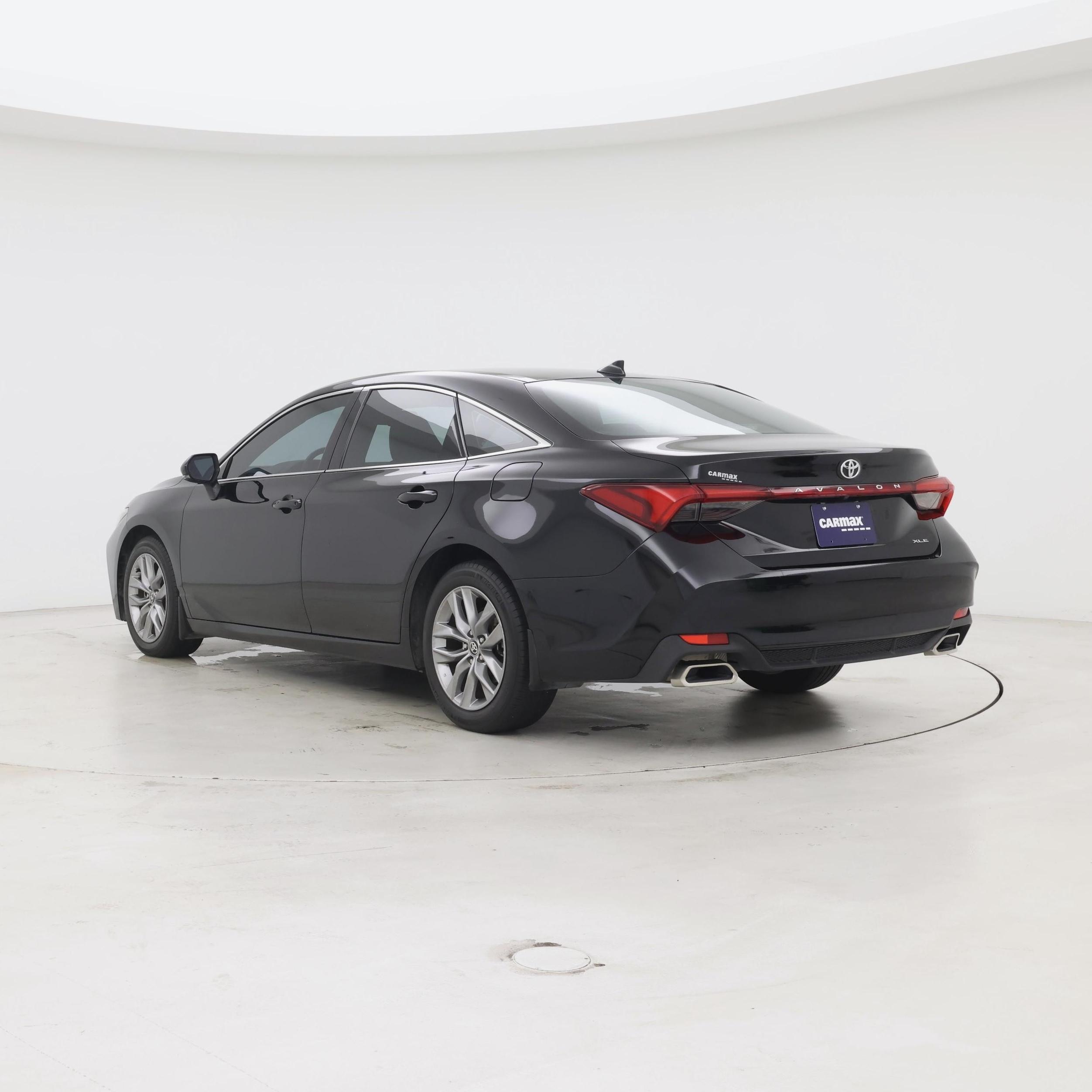 Thumbnail: 2022 Toyota Avalon - 2