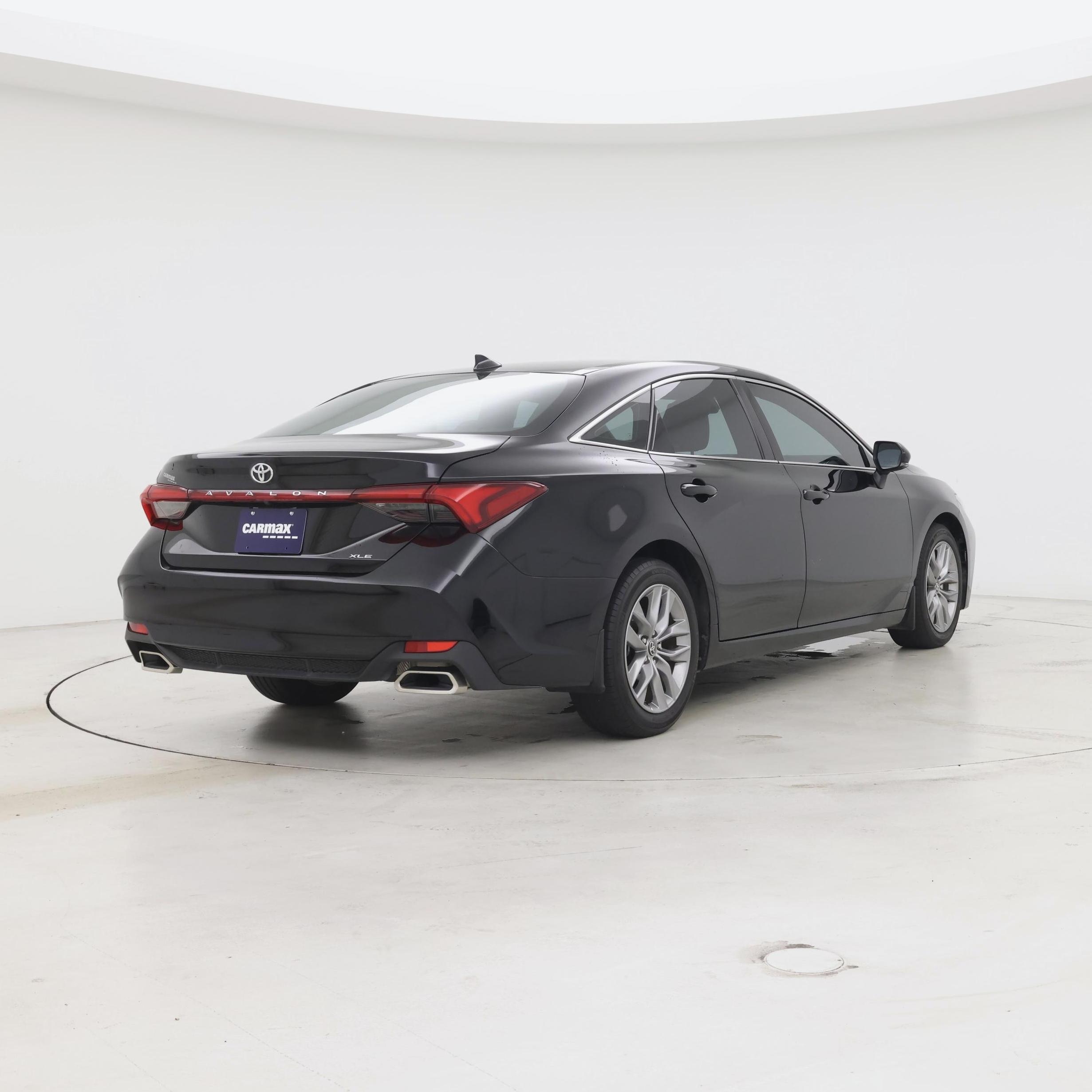 Thumbnail: 2022 Toyota Avalon - 8