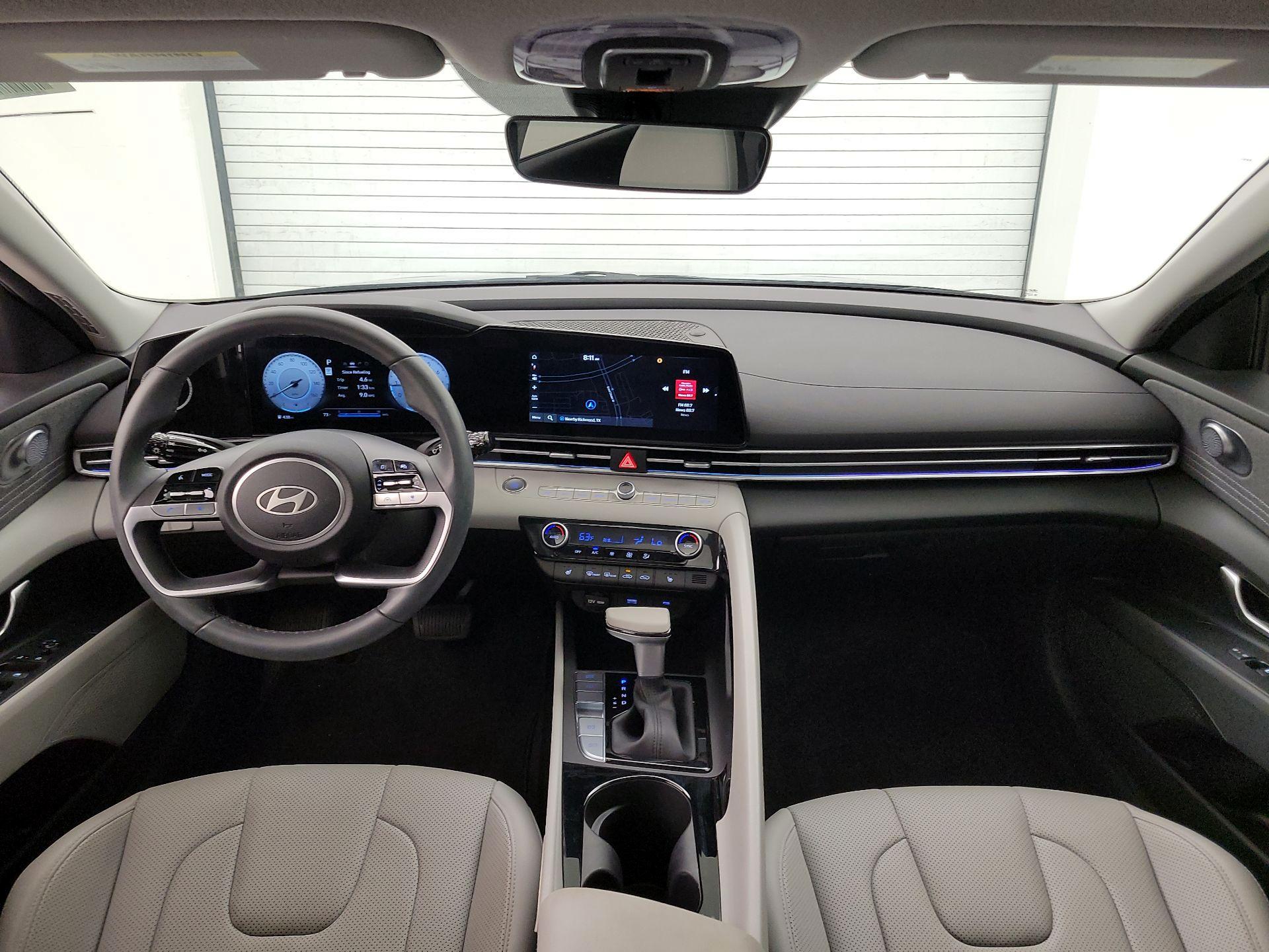 Thumbnail: 2025 Hyundai Elantra - 9
