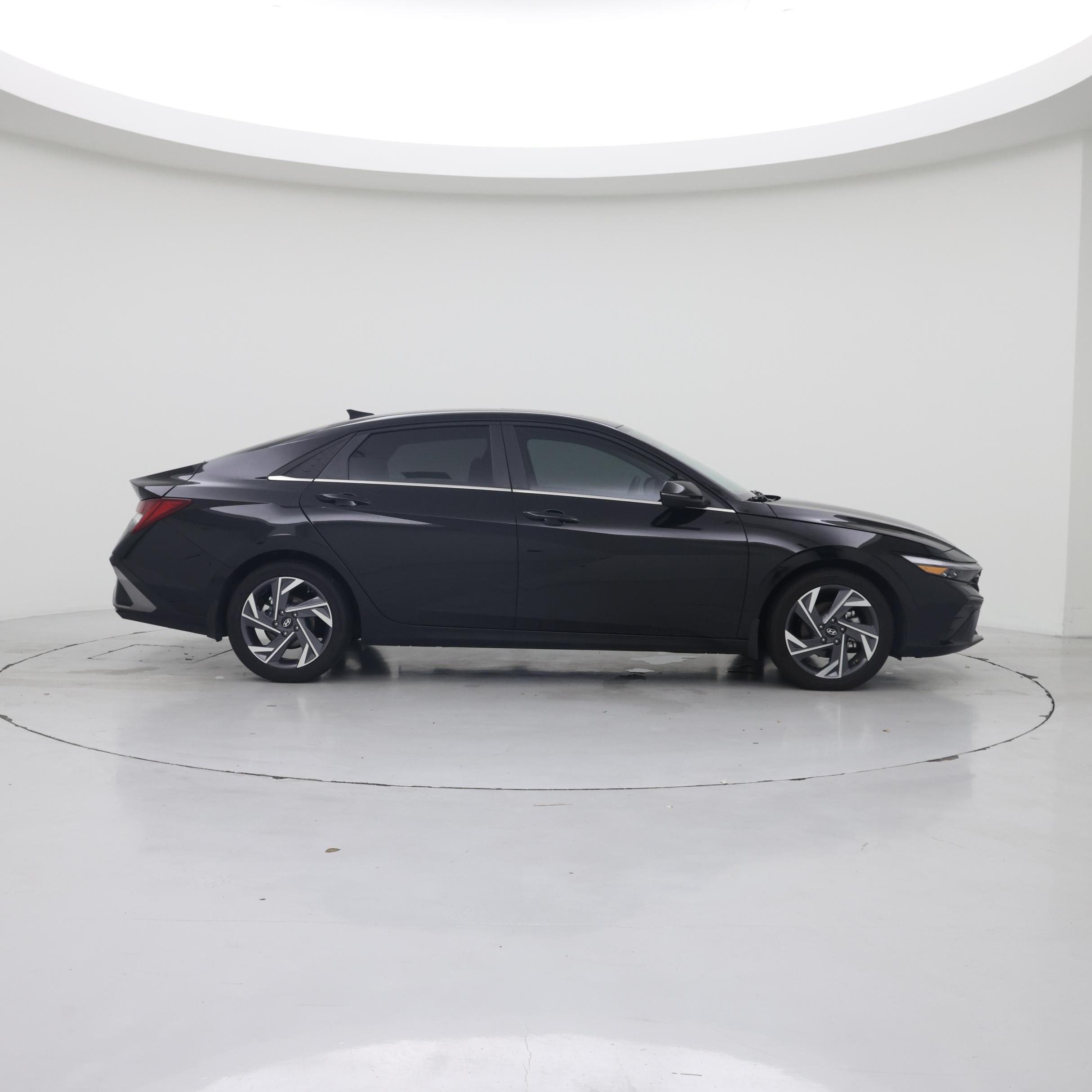 Thumbnail: 2025 Hyundai Elantra - 7