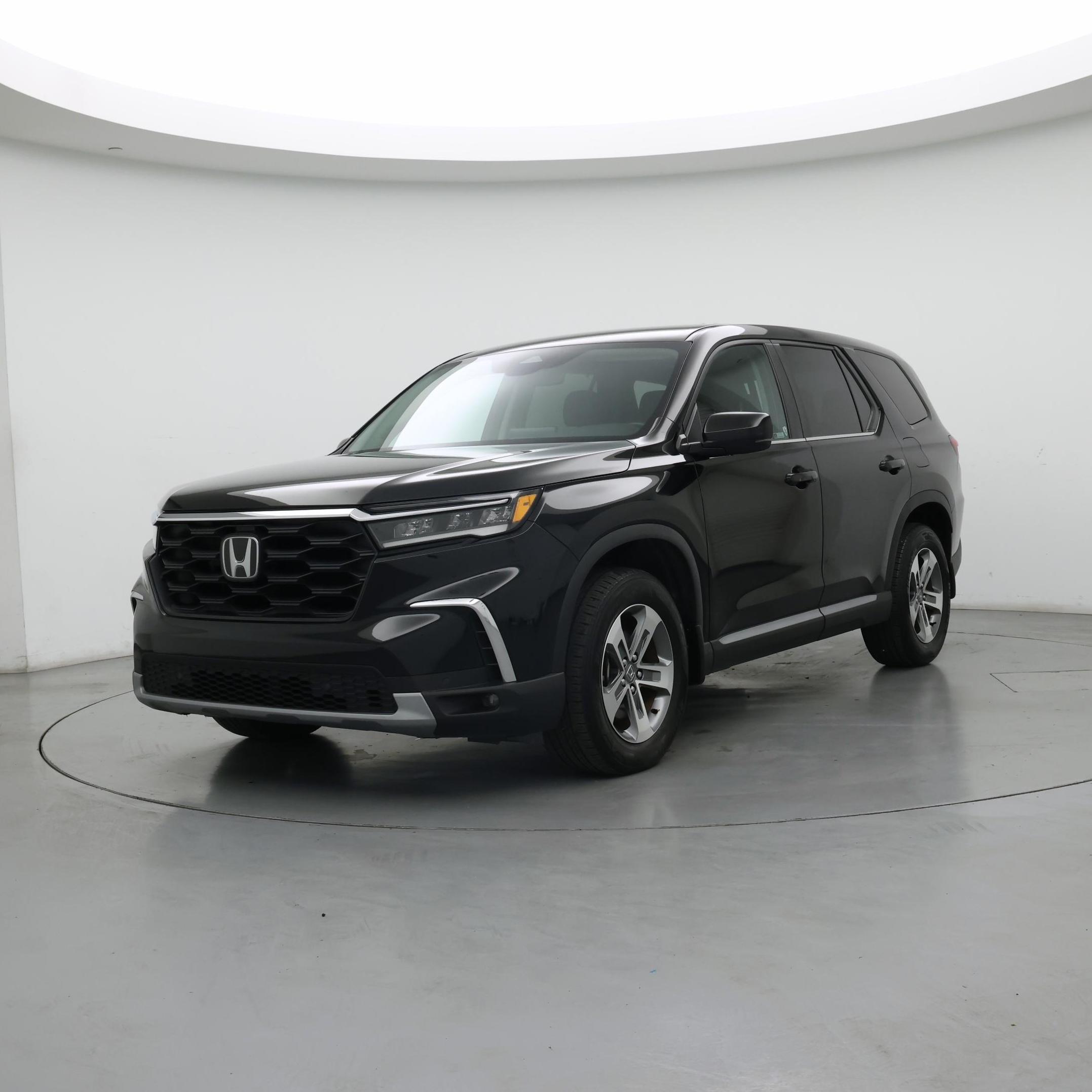 Thumbnail: 2023 Honda Pilot - 4