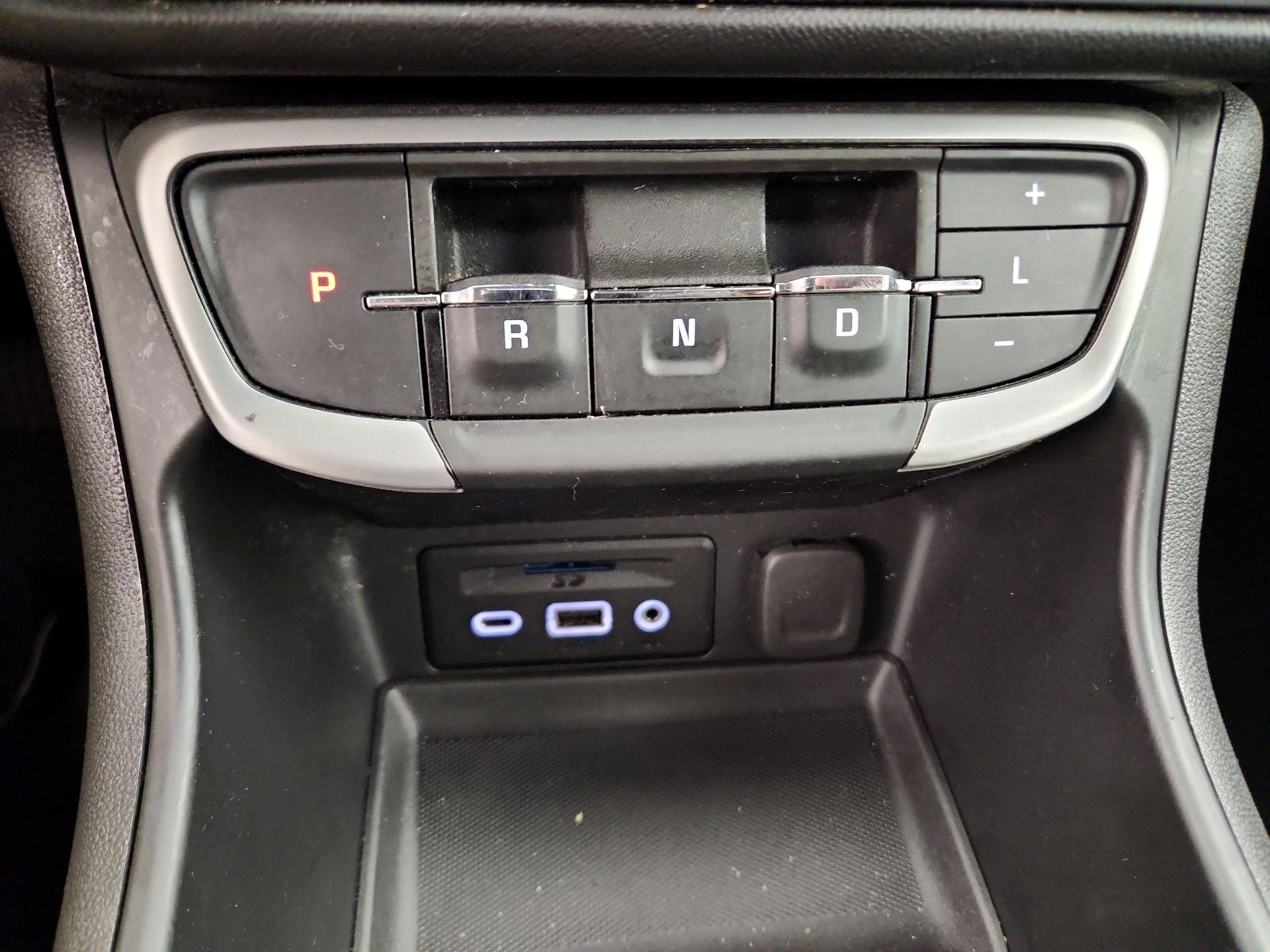 Thumbnail: 2024 GMC Terrain - 17