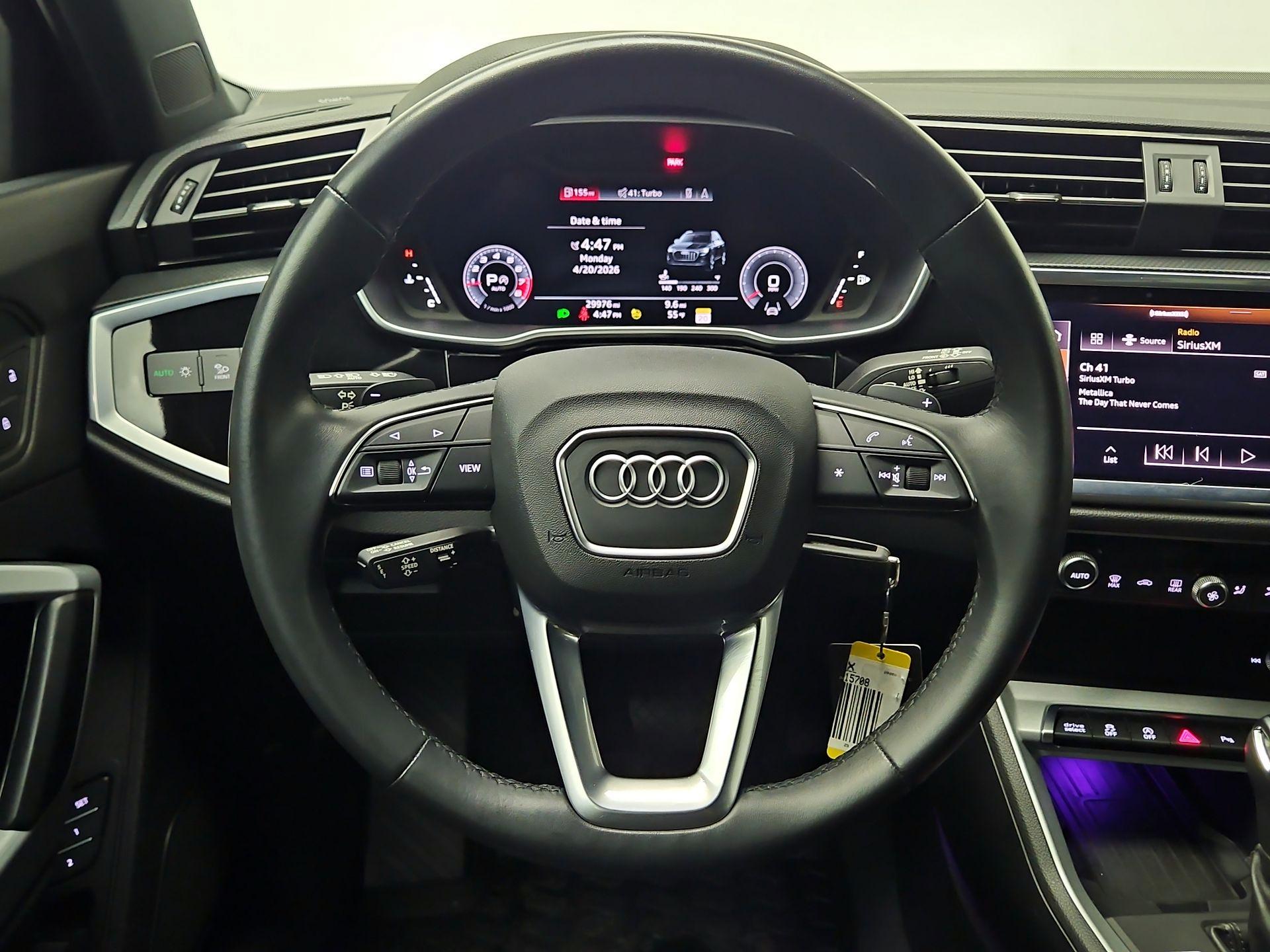 Thumbnail: 2023 Audi Q3 - 10