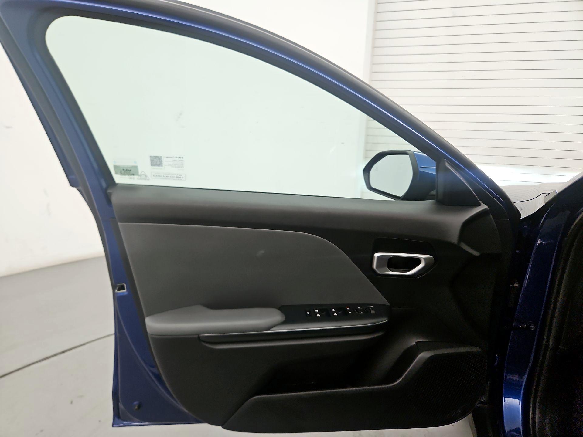 Thumbnail: 2025 Kia K4 - 12