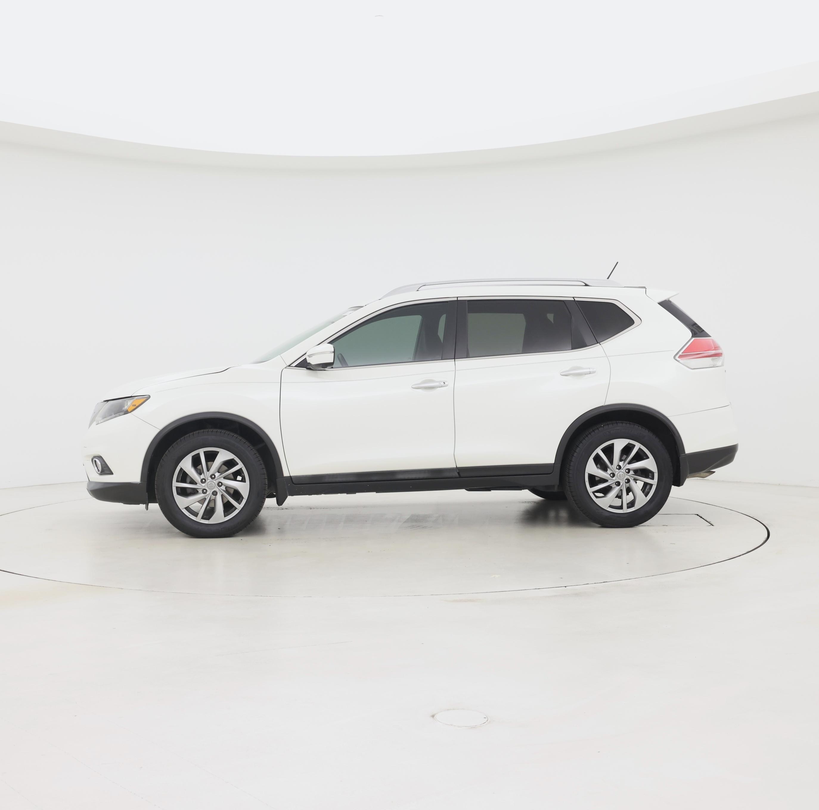 Thumbnail: 2015 Nissan Rogue - 3