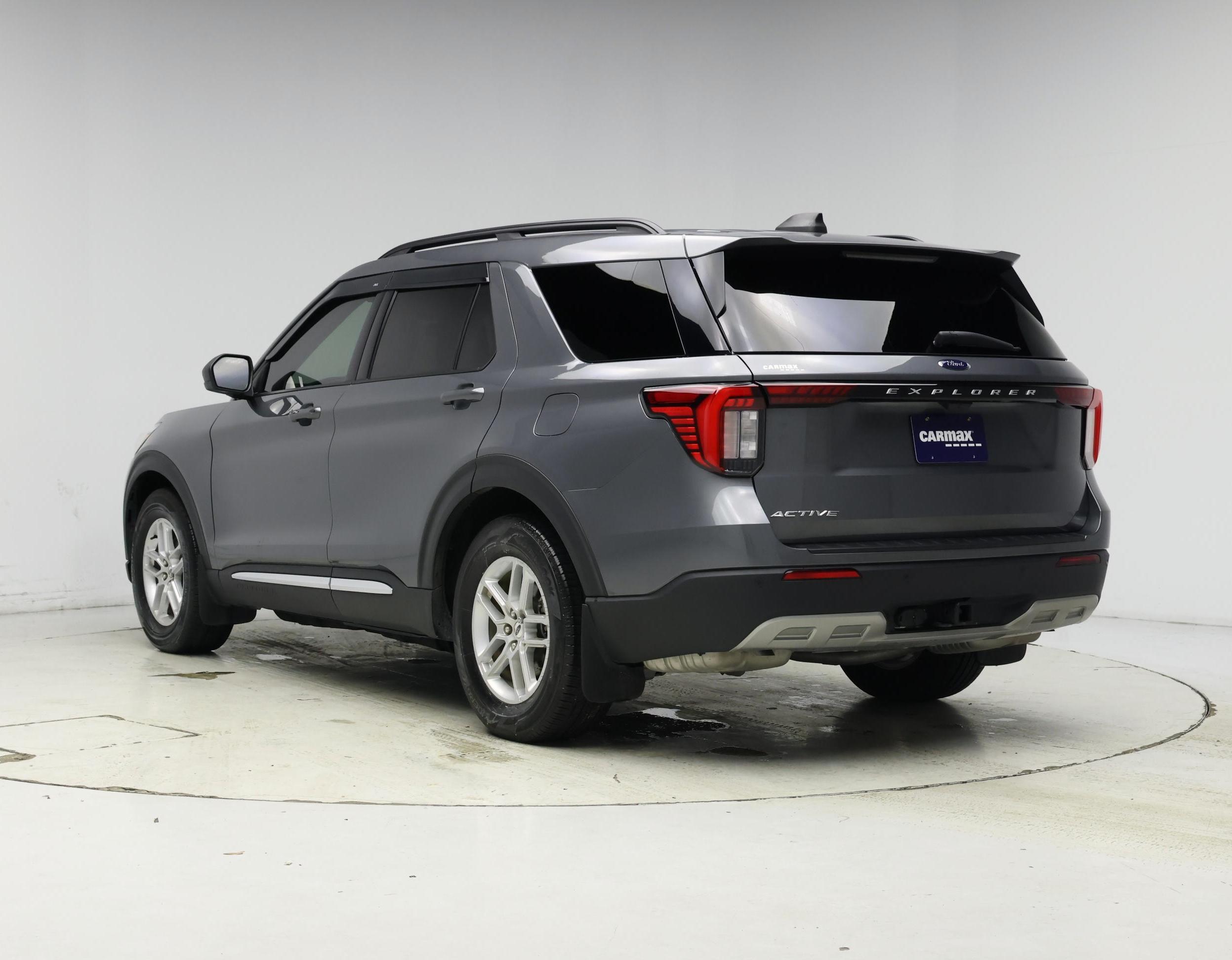 Thumbnail: 2025 Ford Explorer - 2