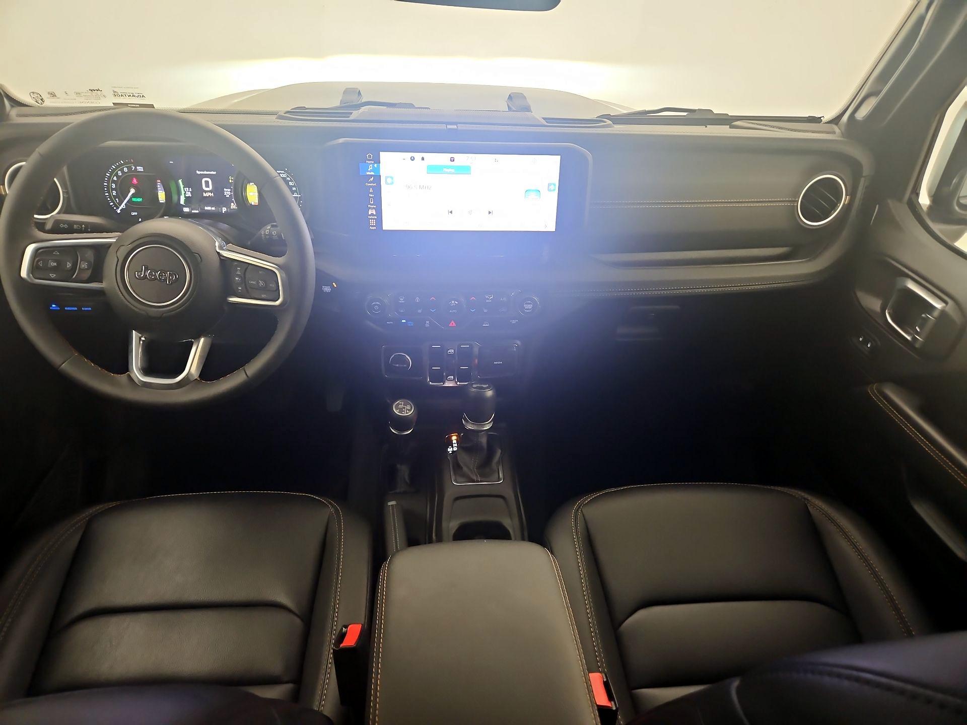 Thumbnail: 2024 Jeep Wrangler - 9