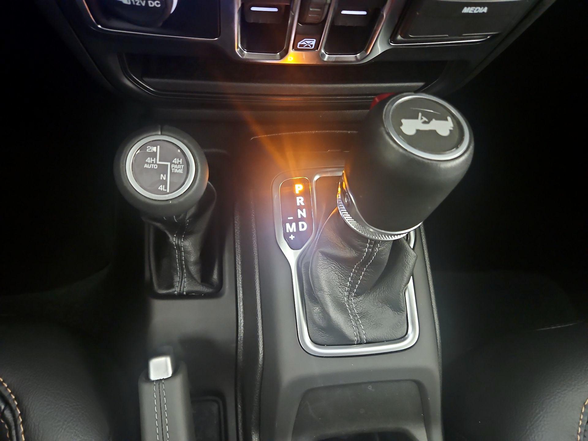 Thumbnail: 2024 Jeep Wrangler - 17