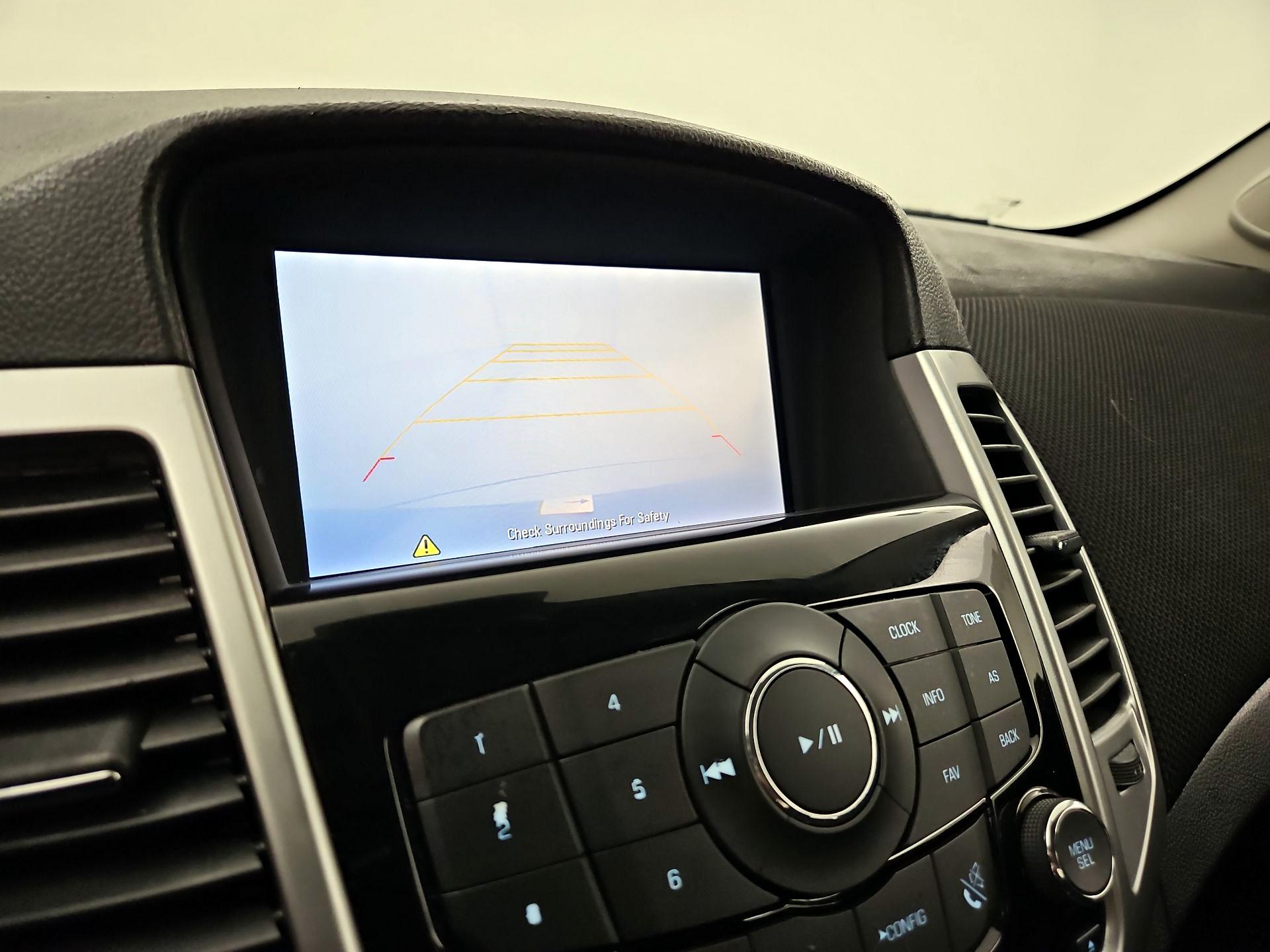Thumbnail: 2016 Chevrolet Cruze - 14