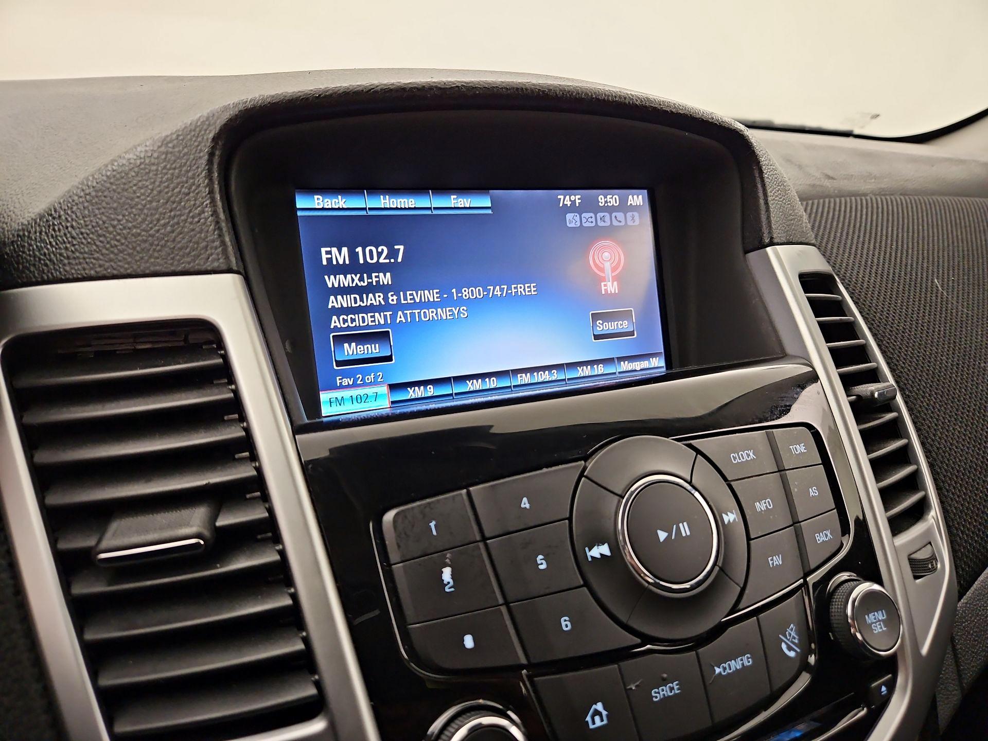 Thumbnail: 2016 Chevrolet Cruze - 15