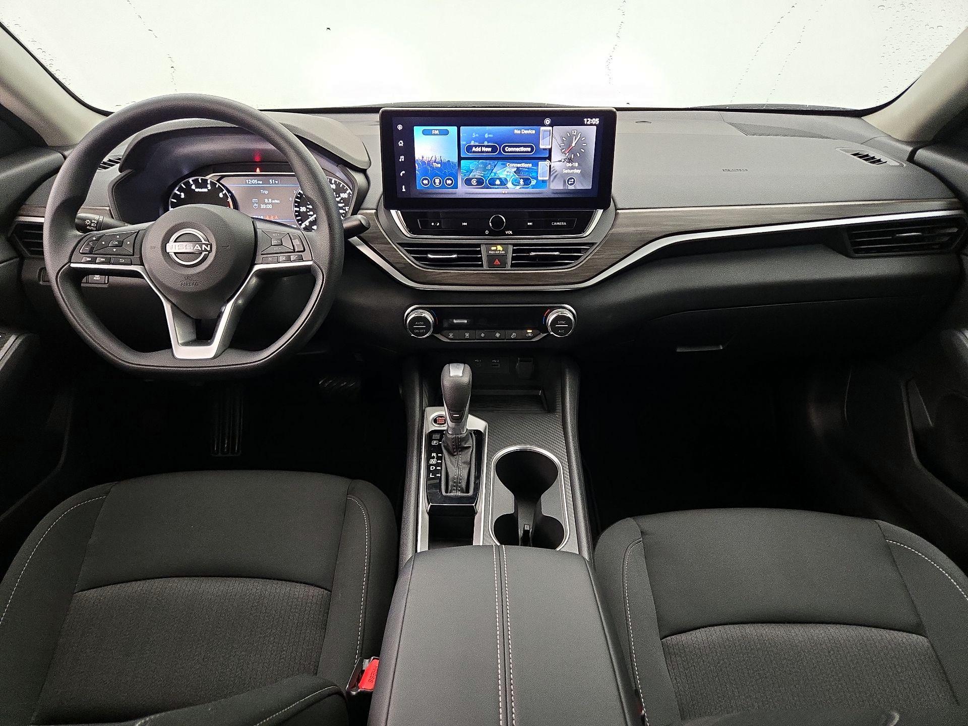 Thumbnail: 2025 Nissan Altima - 9