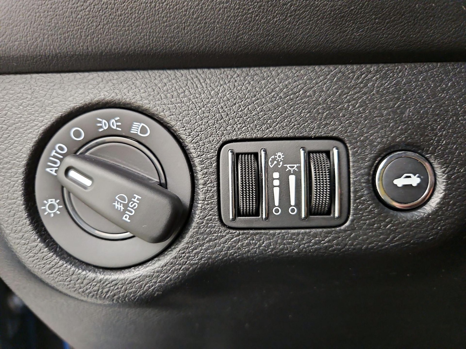 2022 Dodge Challenger GT - Photo 14