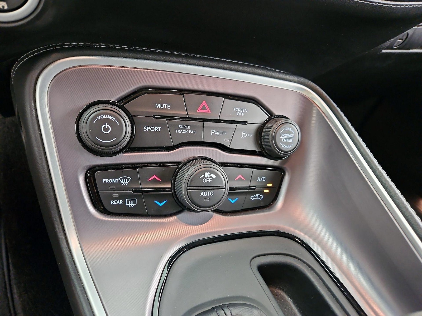 2022 Dodge Challenger GT - Photo 17