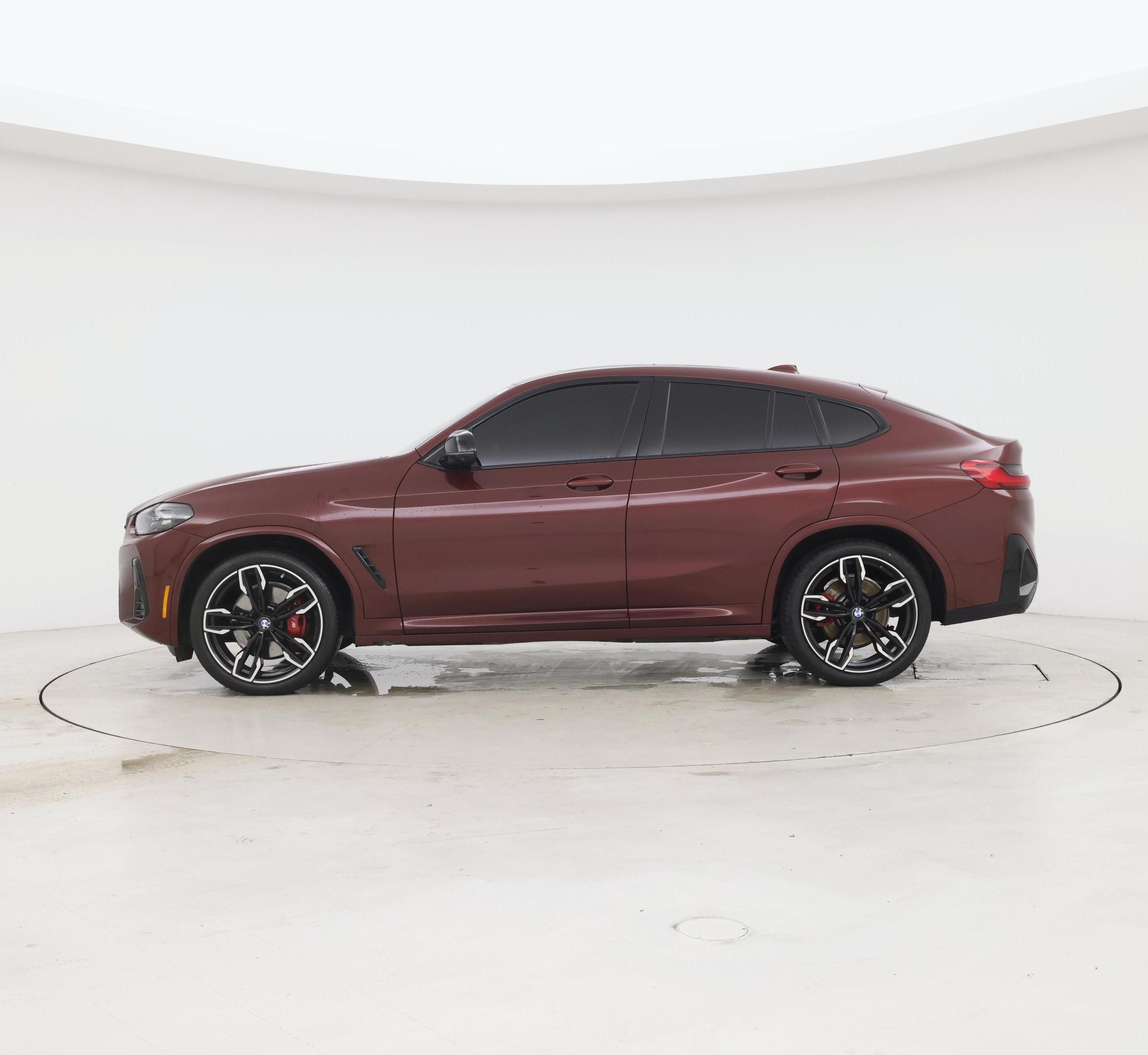Thumbnail: 2023 BMW X4 - 3