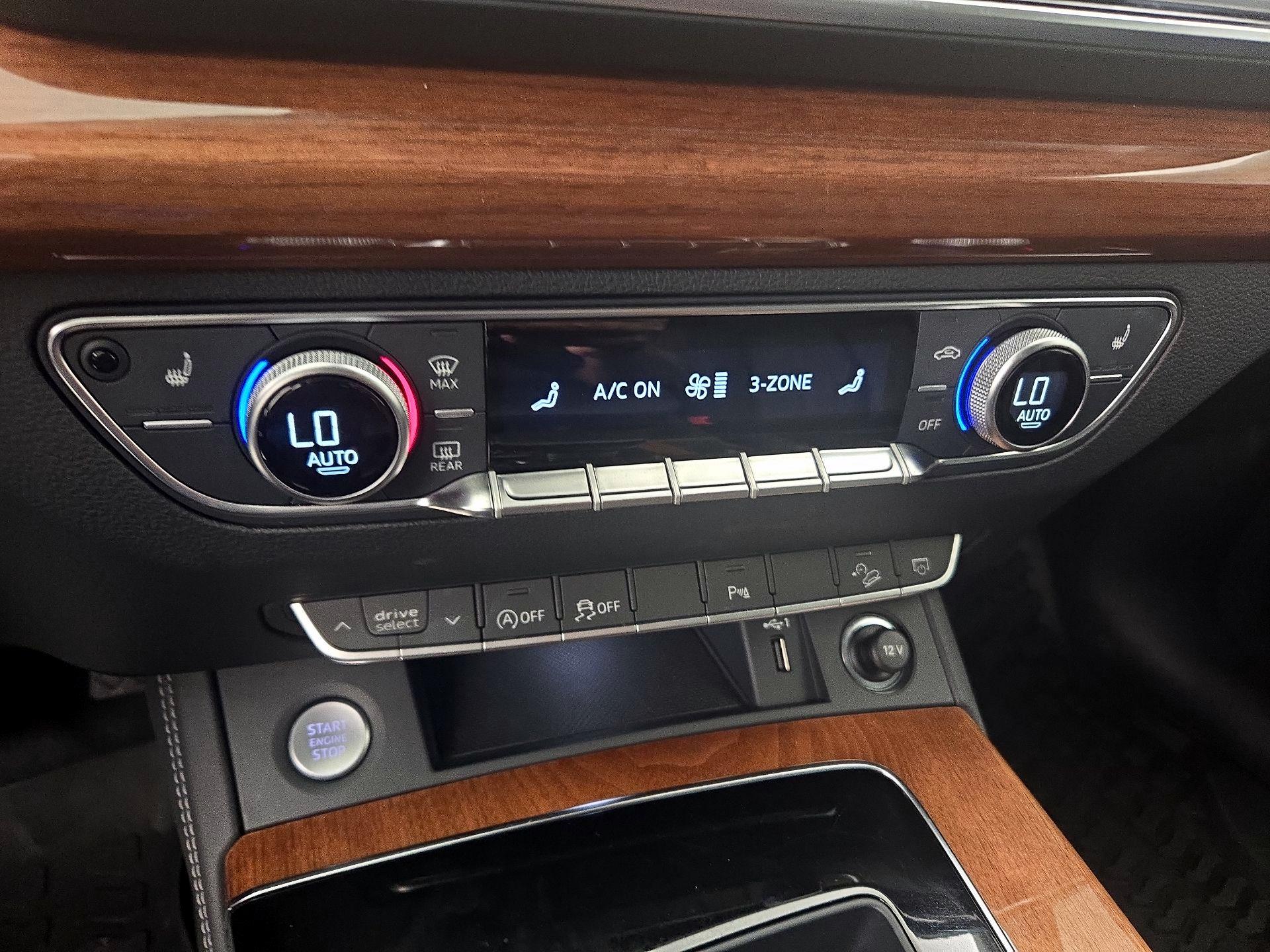 Thumbnail: 2023 Audi Q5 - 17