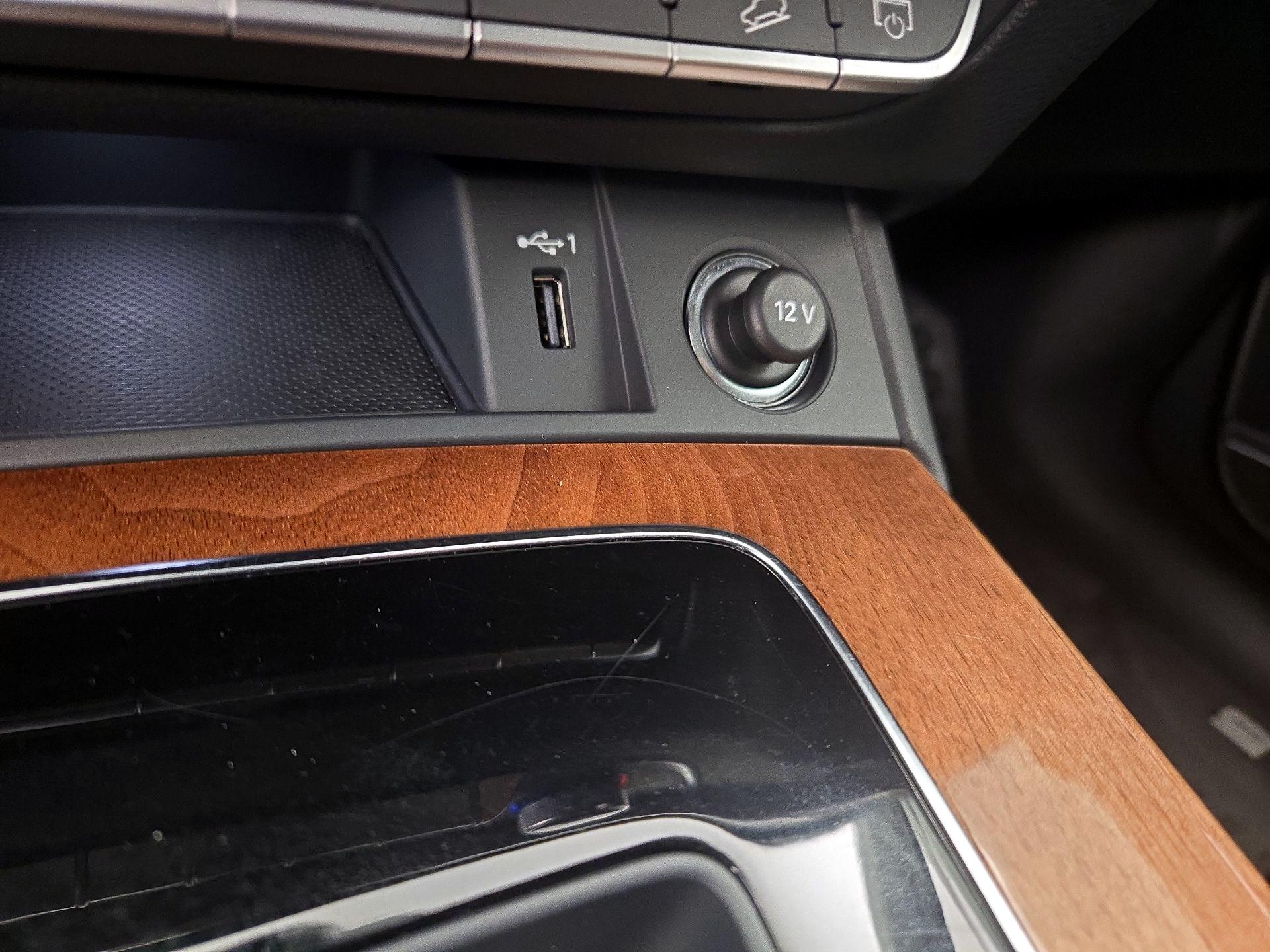 Thumbnail: 2023 Audi Q5 - 19