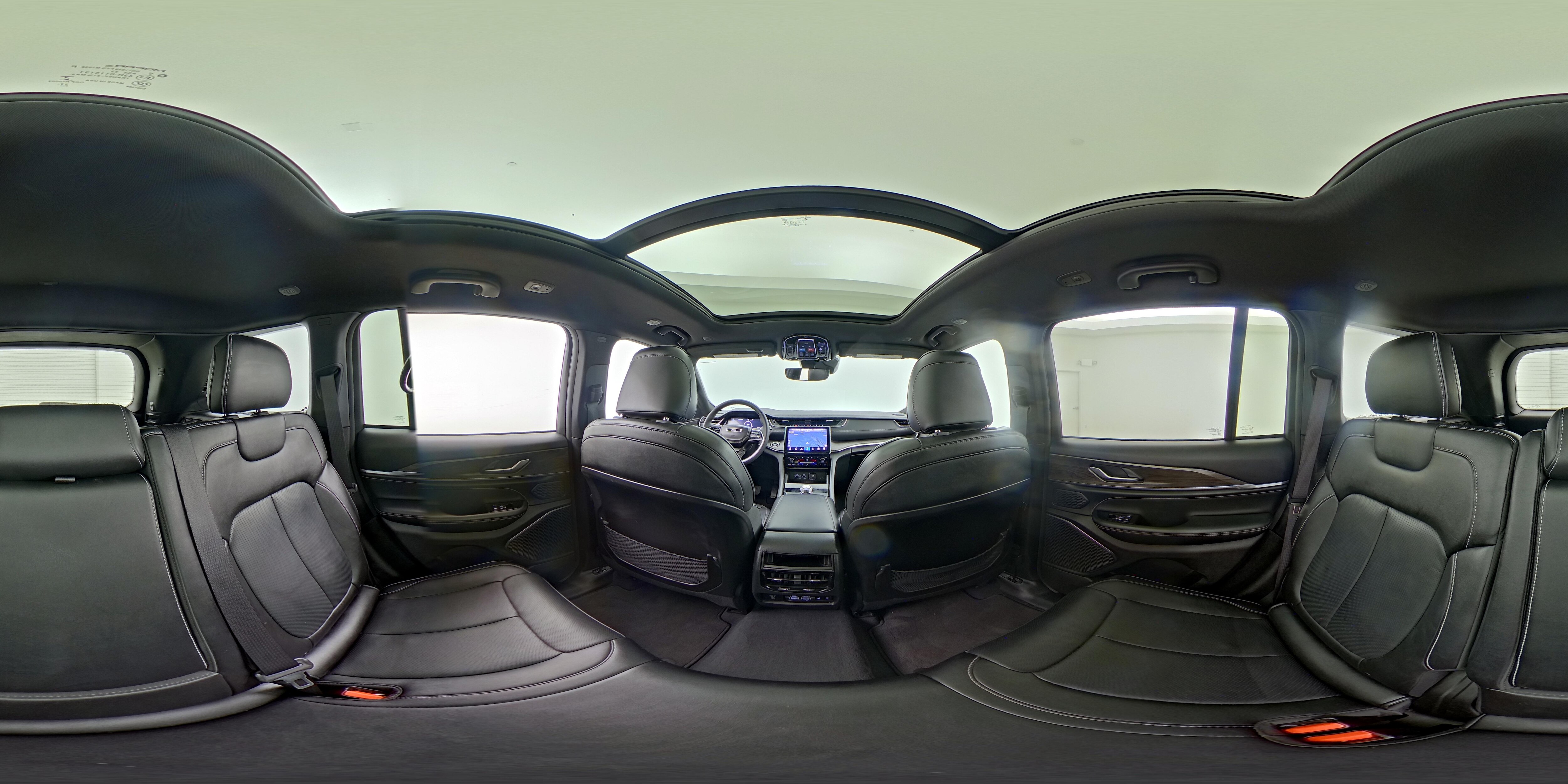 2023 Jeep Grand Cherokee Overland - Photo 27