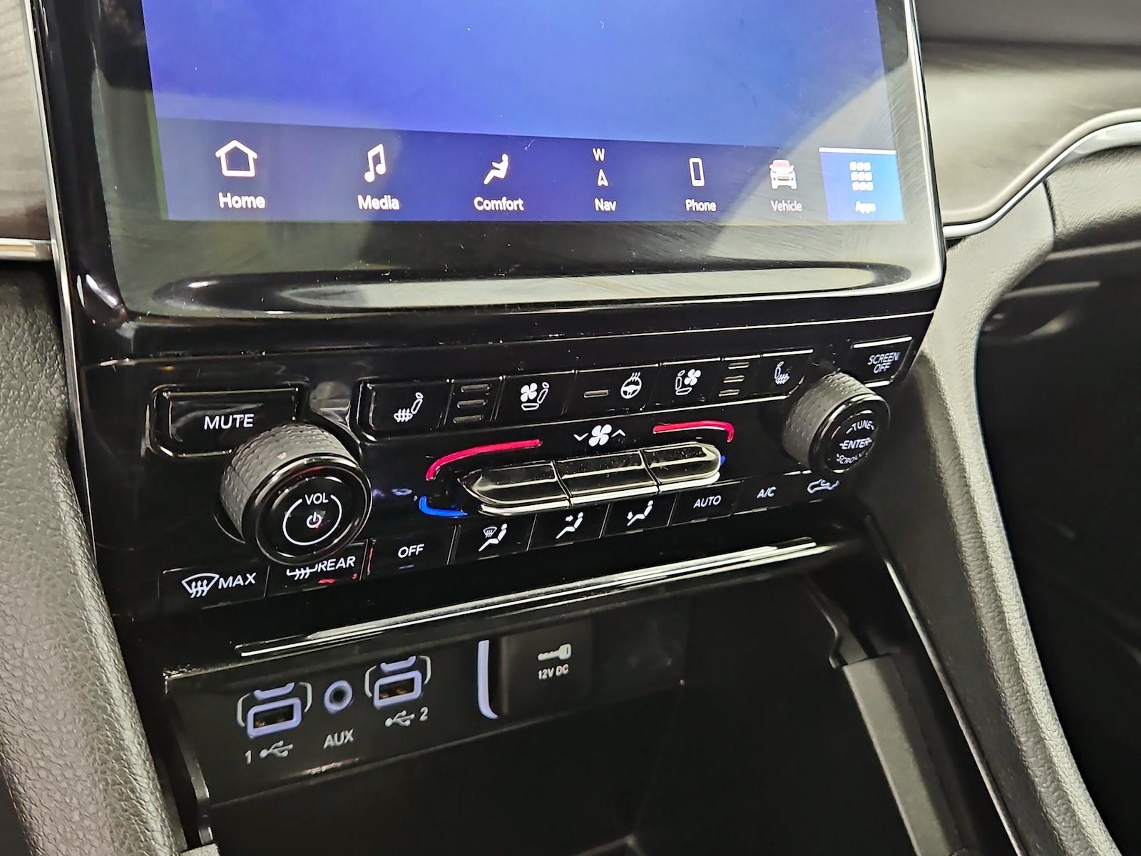 2023 Jeep Grand Cherokee Overland - Photo 18