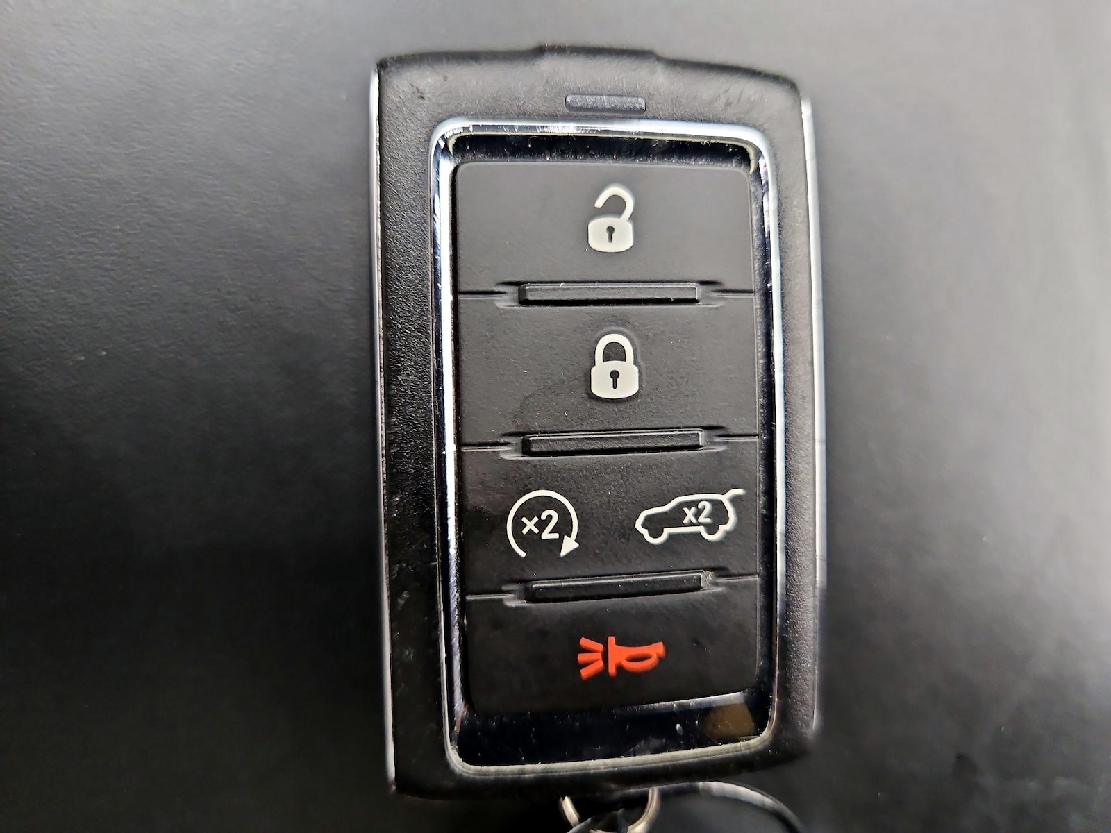 2023 Jeep Grand Cherokee Overland - Photo 25