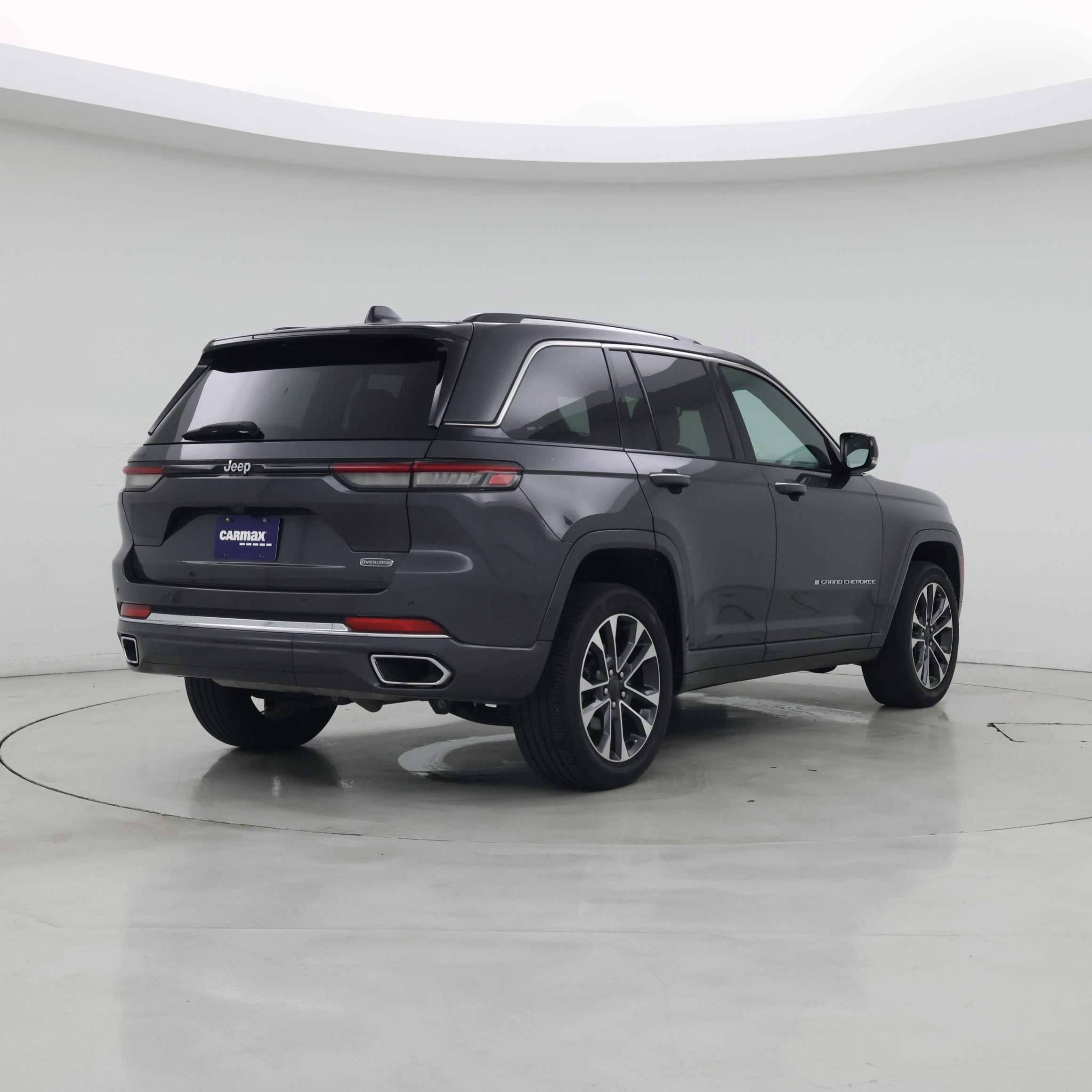 Thumbnail: 2023 Jeep Grand Cherokee - 8