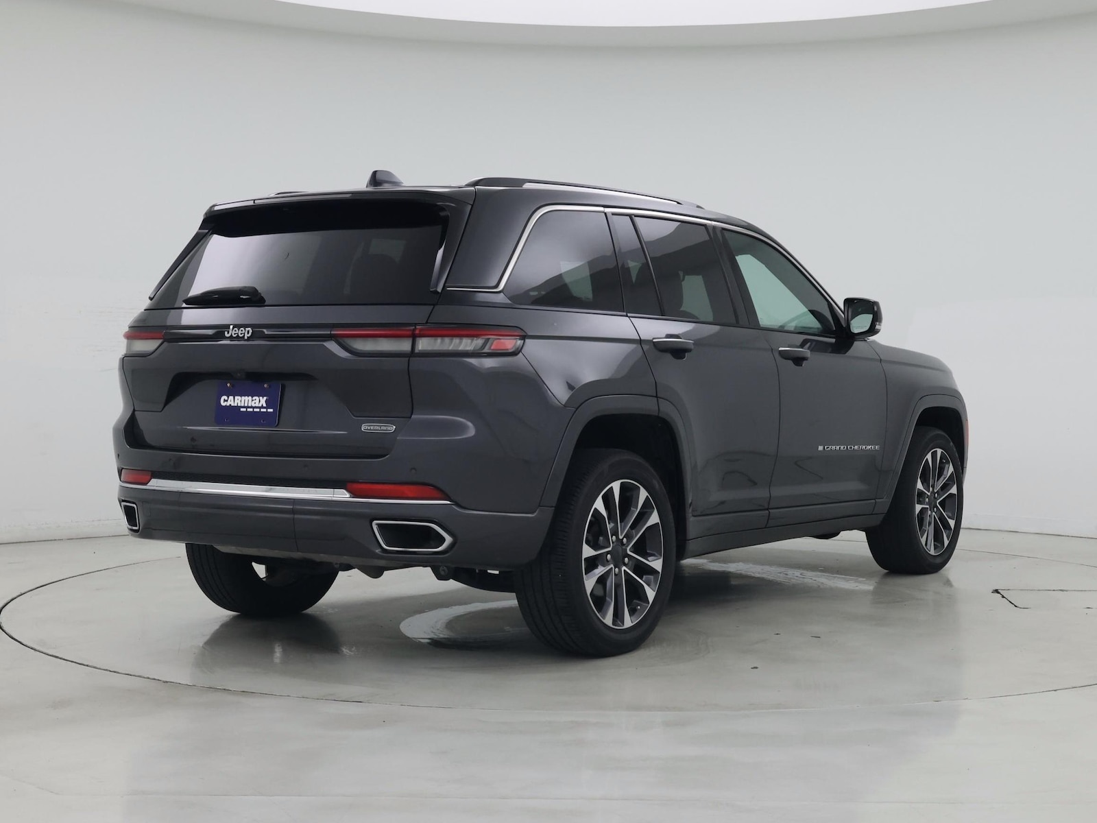 2023 Jeep Grand Cherokee Overland - Photo 9