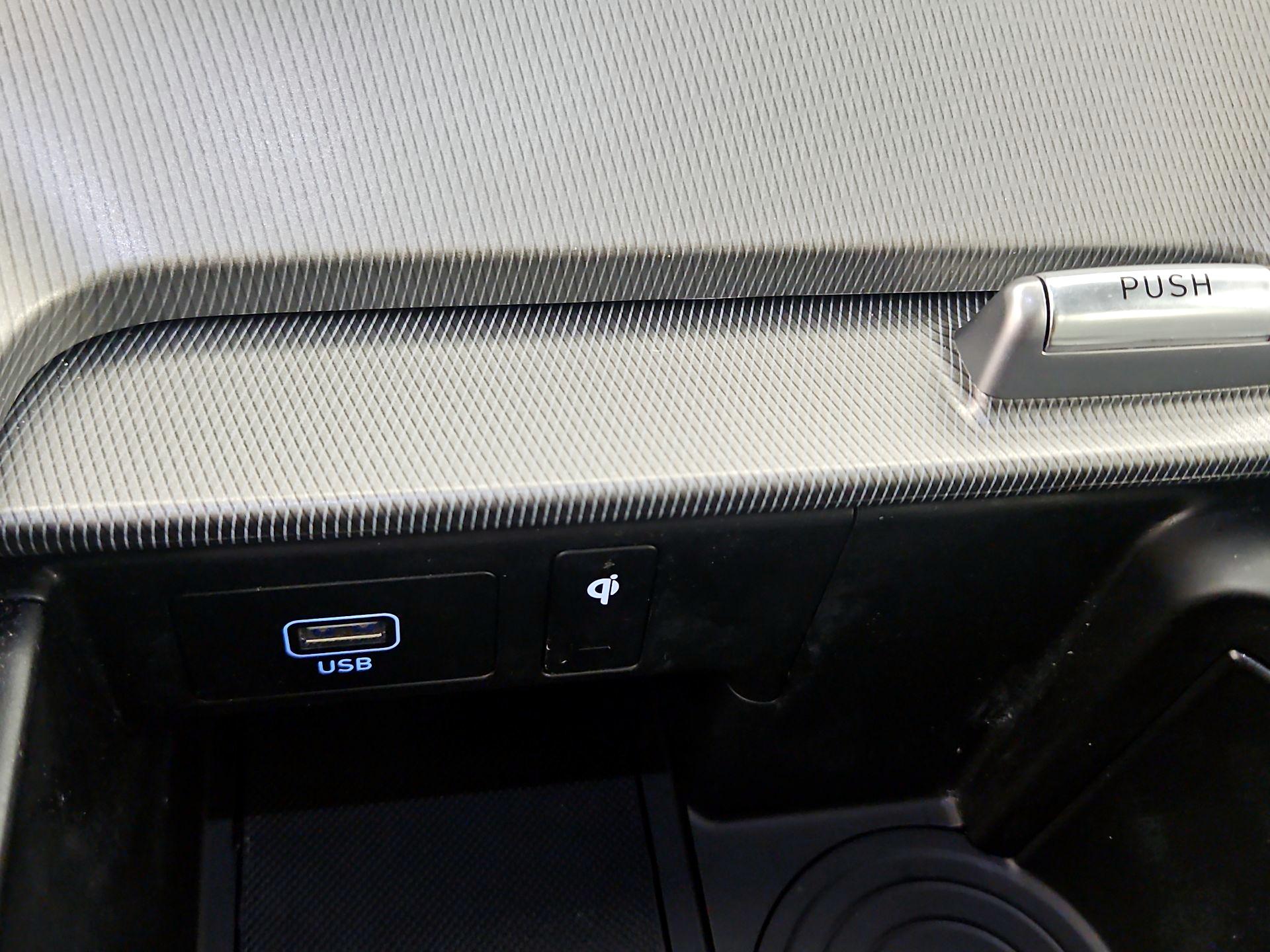 Thumbnail: 2021 Hyundai Palisade - 16