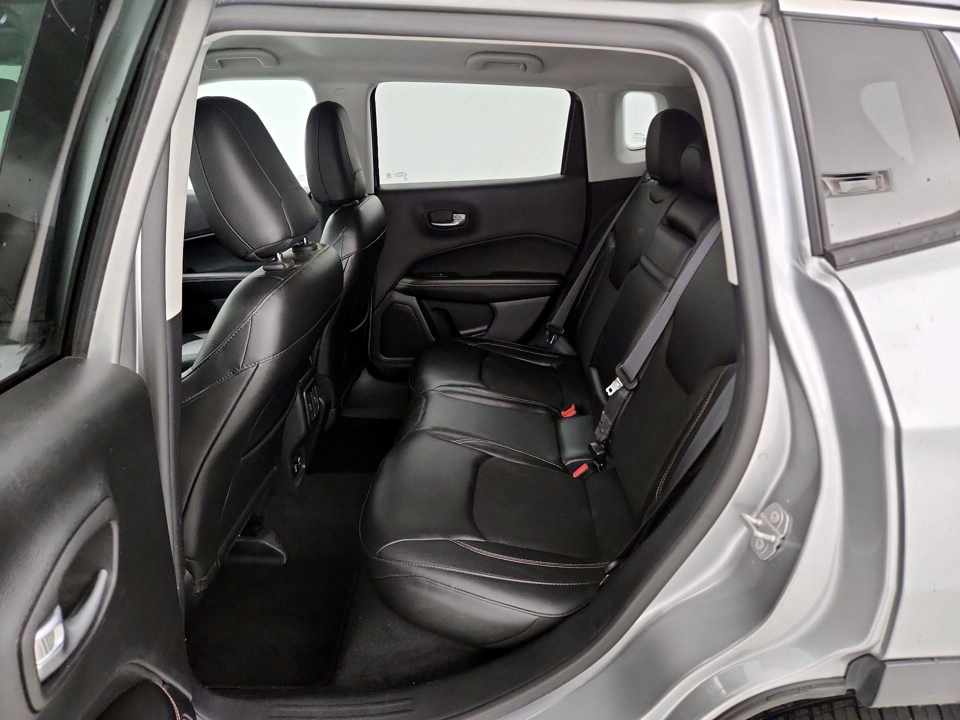 Thumbnail: 2018 Jeep Compass - 17