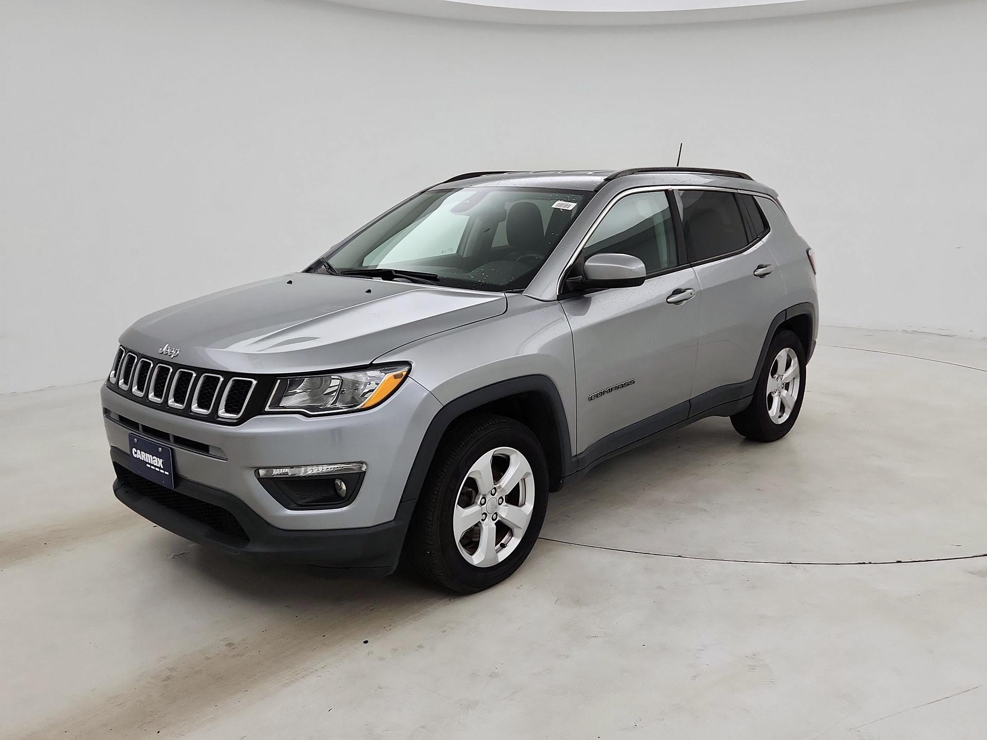 Thumbnail: 2018 Jeep Compass - 3